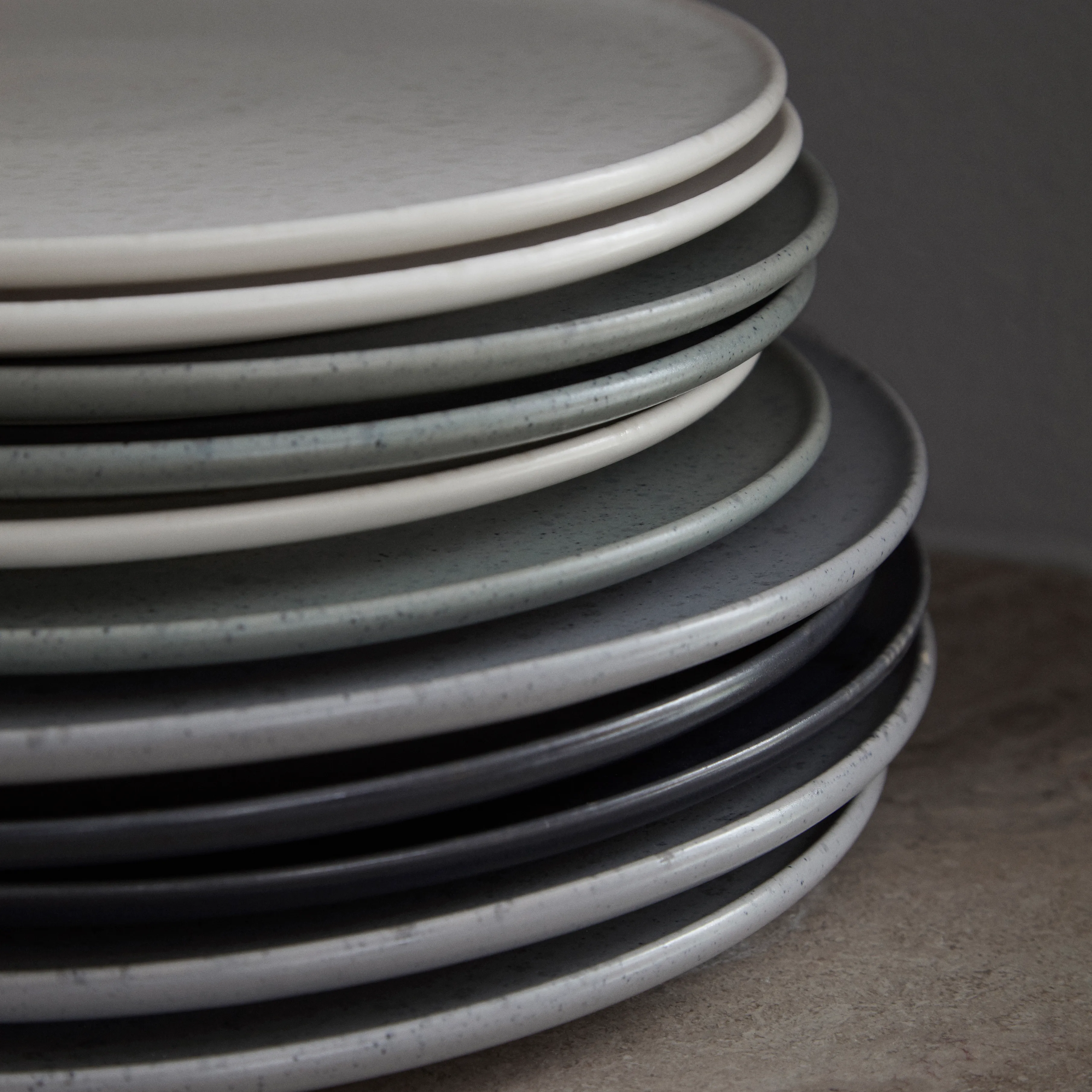 Kähler | ケーラー からのOmbria プレート Ø 27 cm - NordicNest.jp