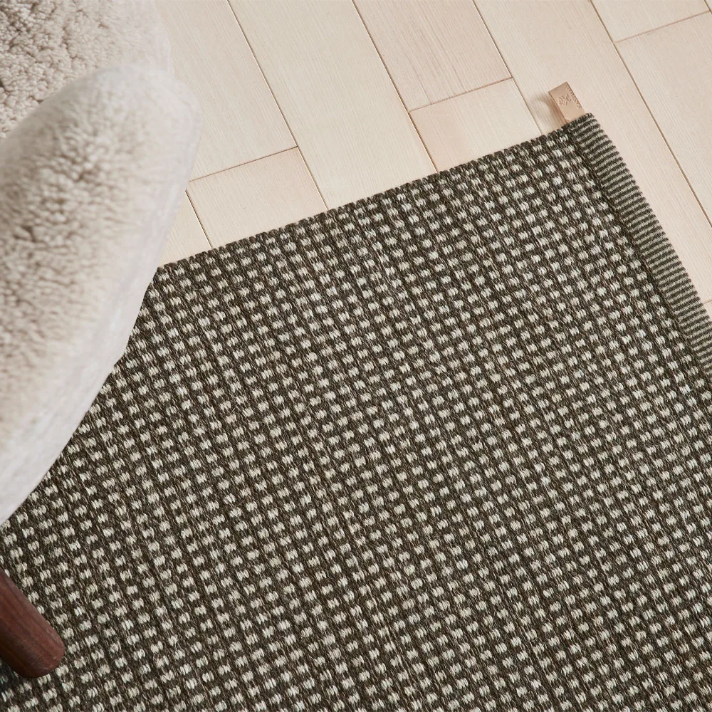 Dot Icon ホールウェイランナー, Dusty grey 587 90x250 cm Kasthall