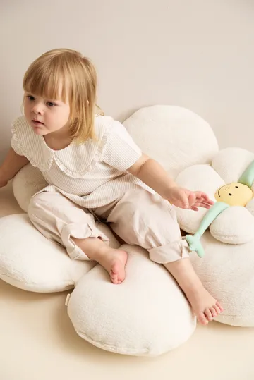 Flower フロアクッション - Natural white, Ø100x15 cm - Kid's Concept