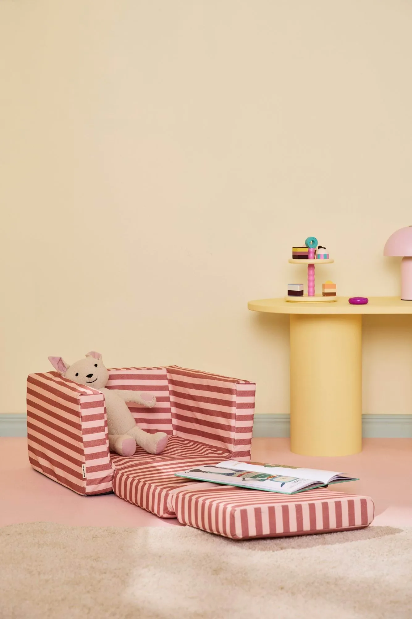 Kid's Base アームチェア 折りたたみ式, Brown pink Kid's Concept