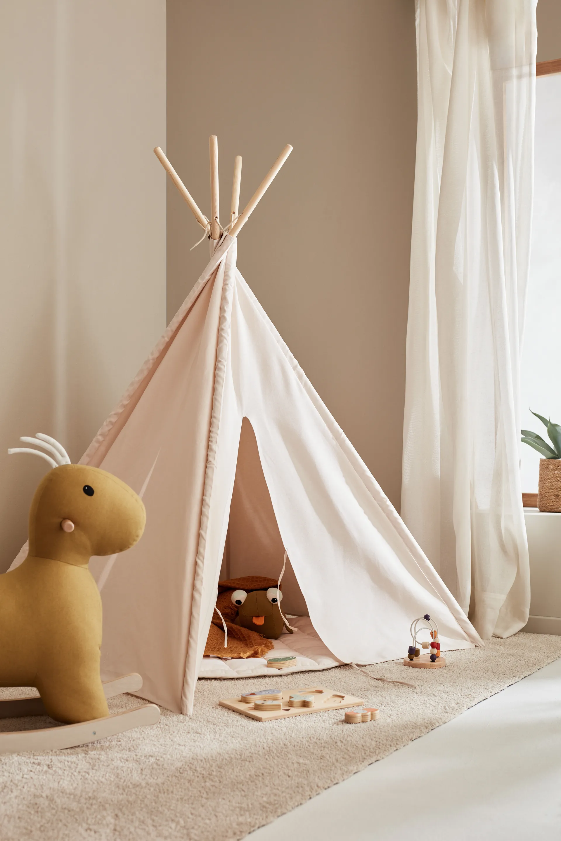 Kid's Base ティーピー, Natural white Kid's Concept