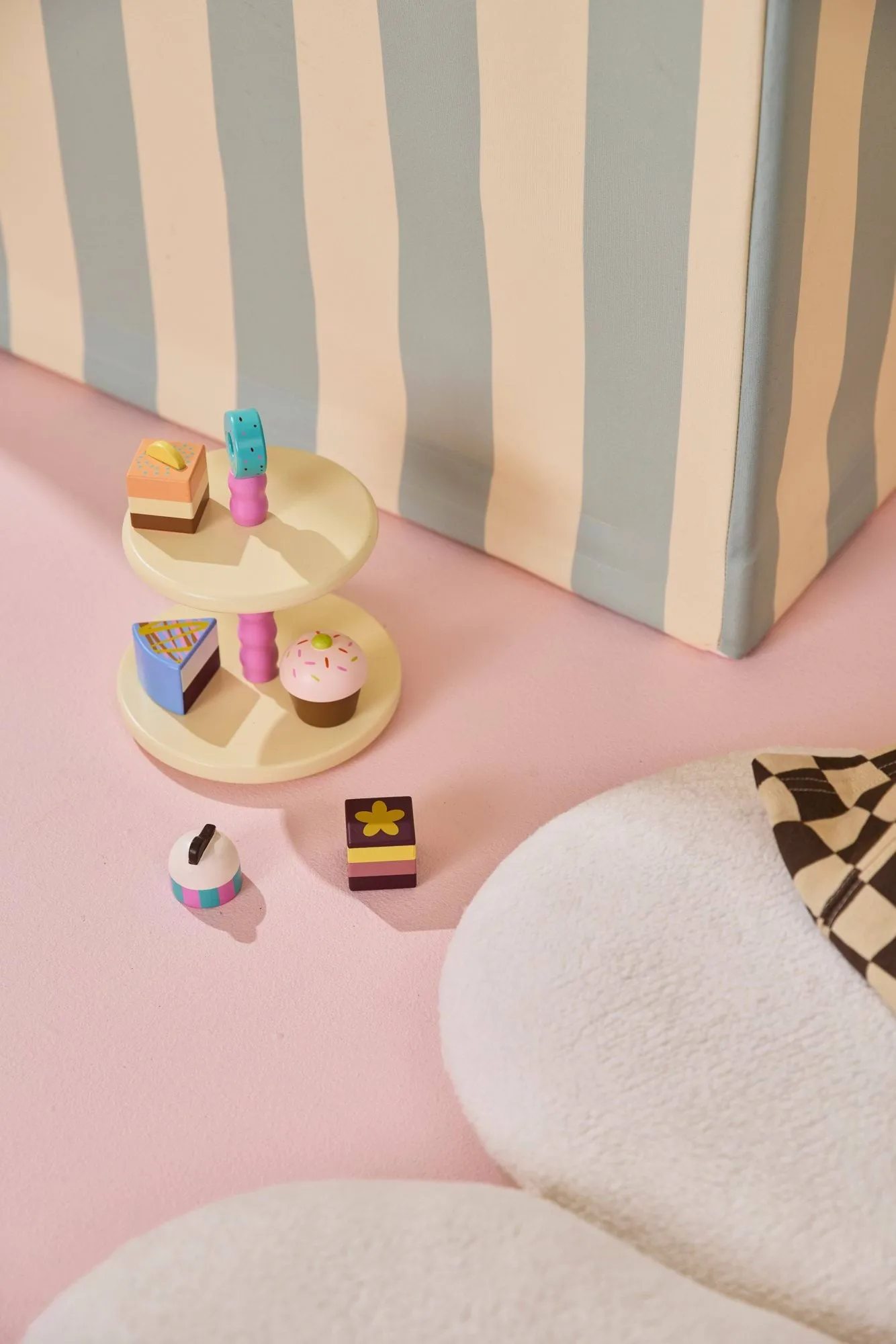 Kid's Concept ケーキスタンド クッキー付き, 9 pieces Kid's Concept