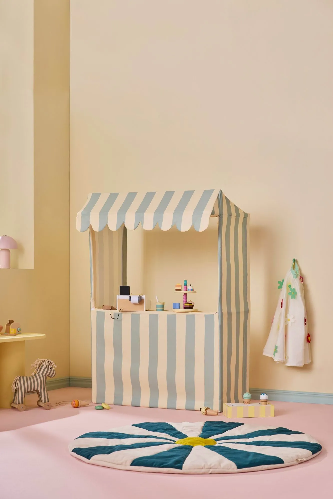 Kid's Concept マーケットスタンド, Green-blue Kid's Concept