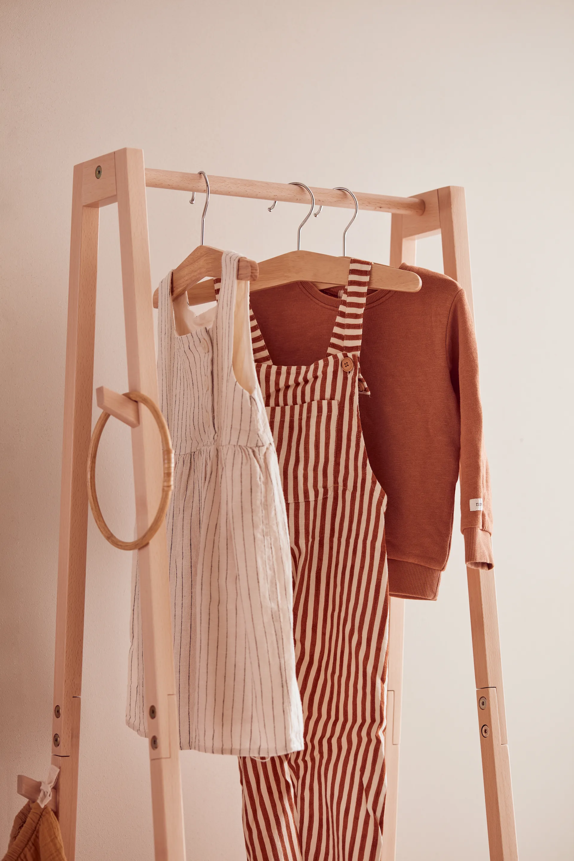 Saga blonde ハンガー 3個セット, Beech Kid's Concept