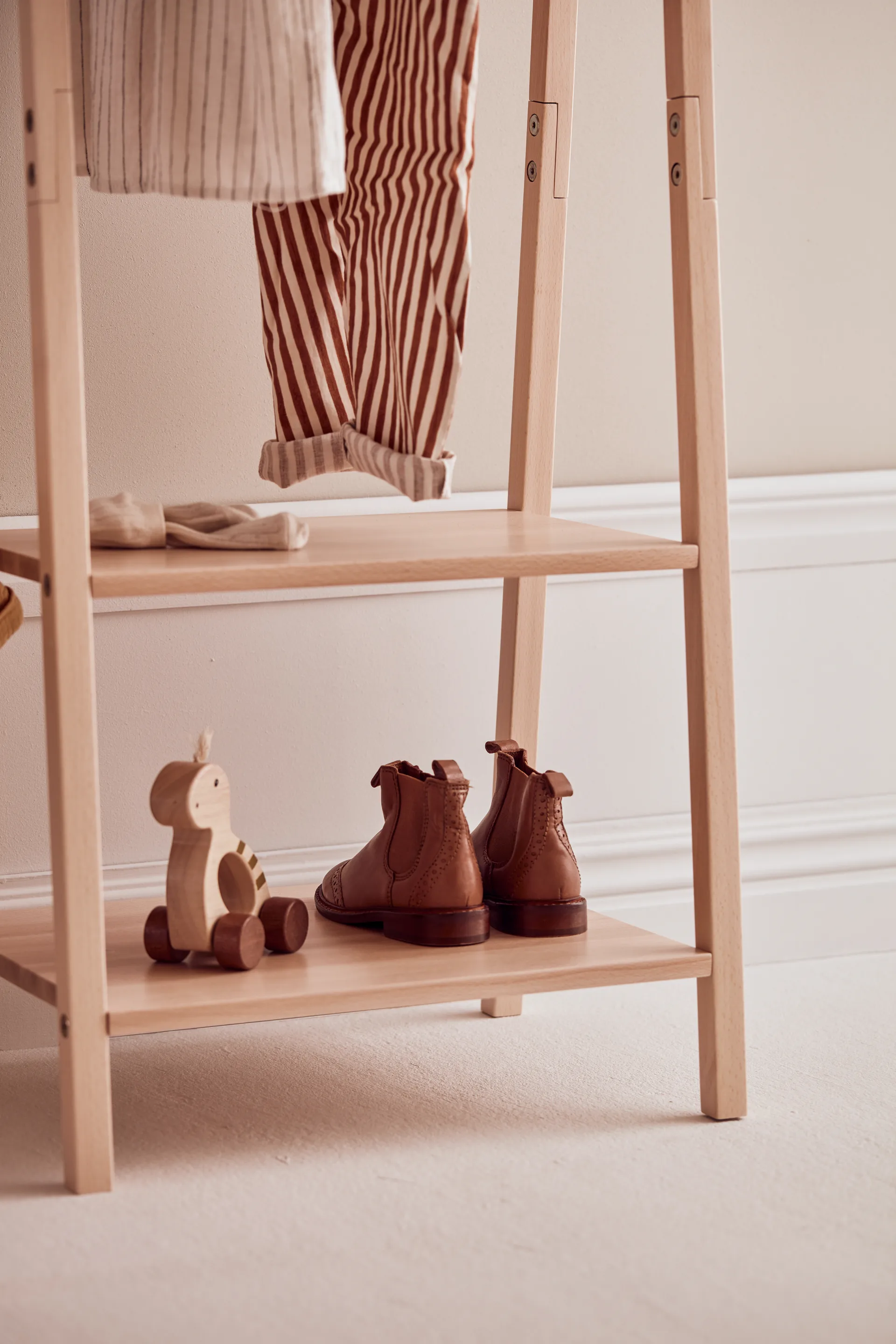 Saga blonde ハンガー, Beech Kid's Concept