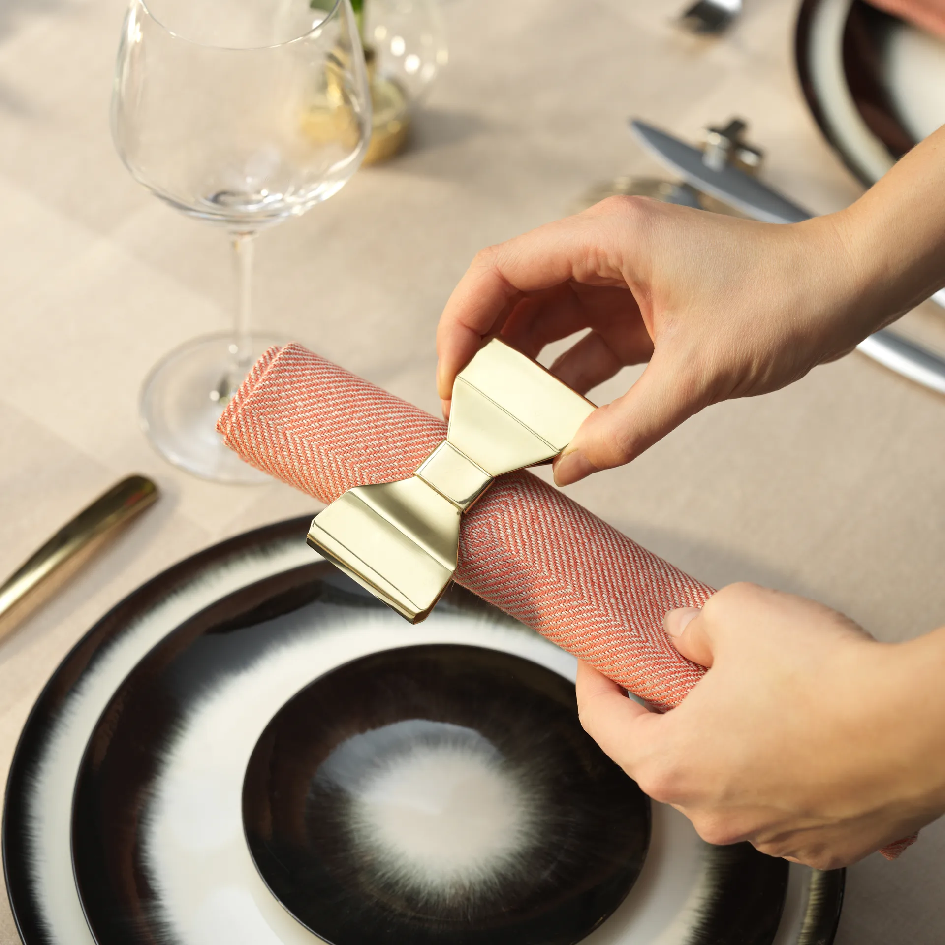 Bowie ナプキンリング 2-pack, Brass KLONG | クロング