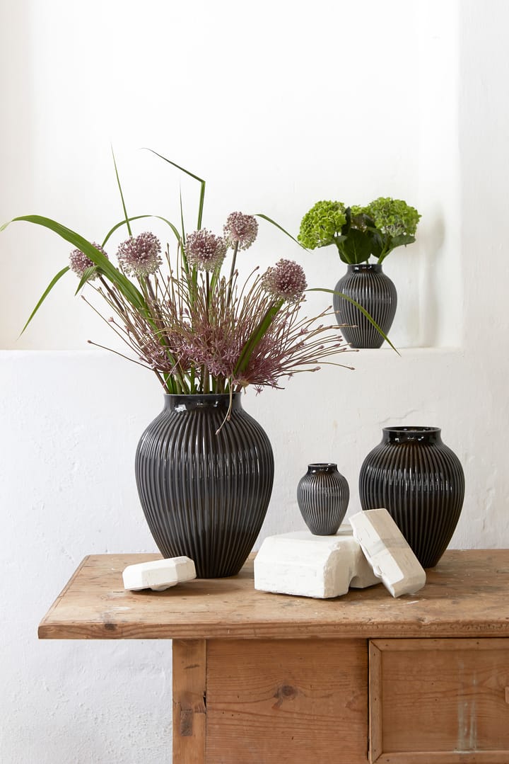 Knabstrup 花瓶 リブ 20 cm, Black Knabstrup Keramik