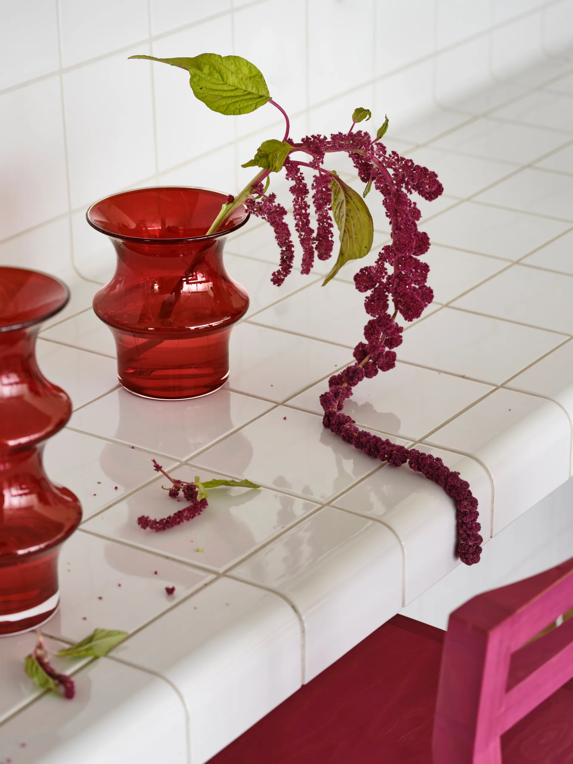 Pagod 花瓶 25.5 cm, Red Kosta Boda | コスタボダ