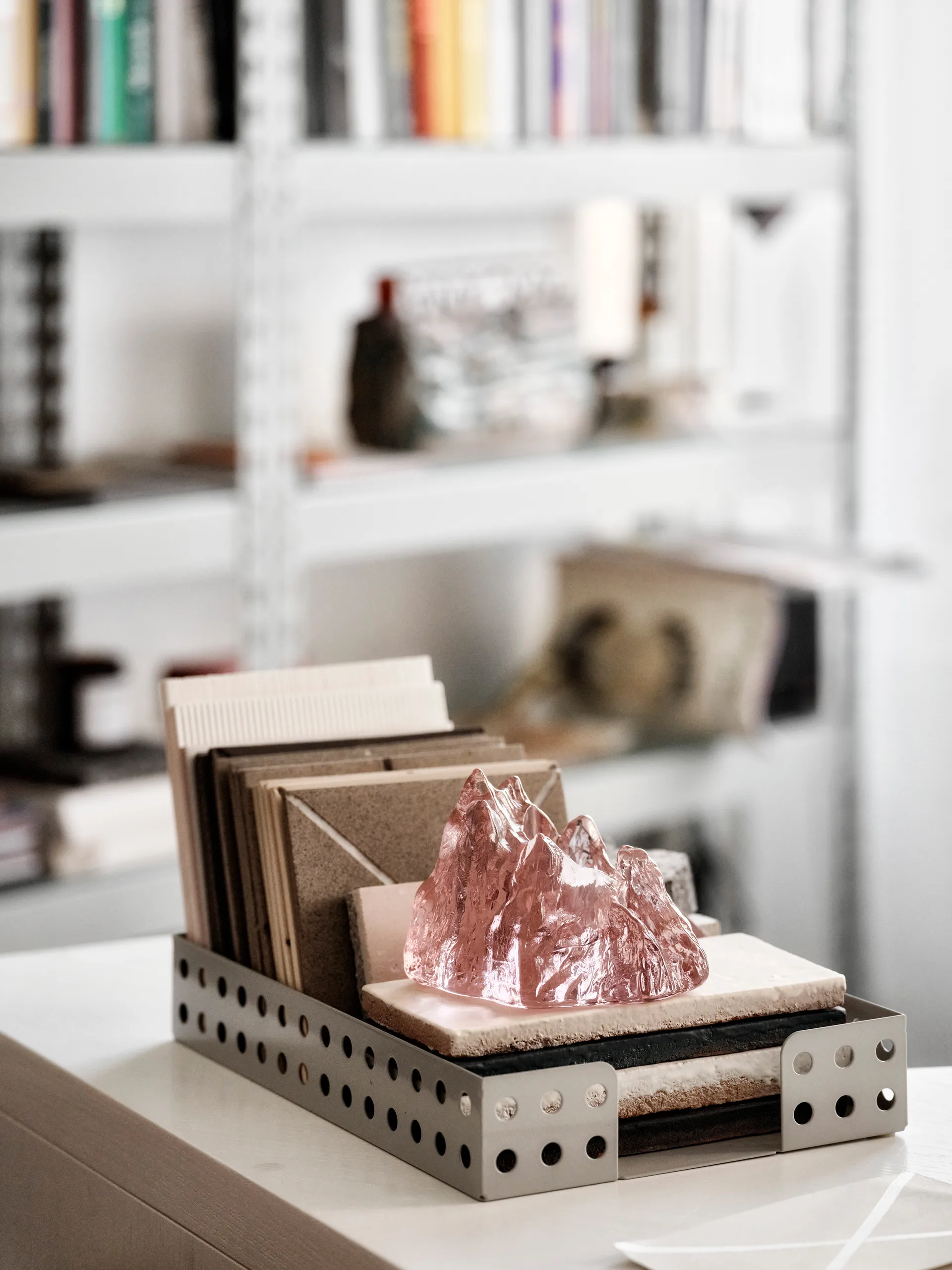 The Rock votive 91 mm, Pink Kosta Boda | コスタボダ