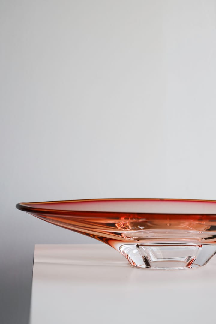 Vision ソーサー Ø52.5 cm, Pink-bärnsten Kosta Boda | コスタボダ