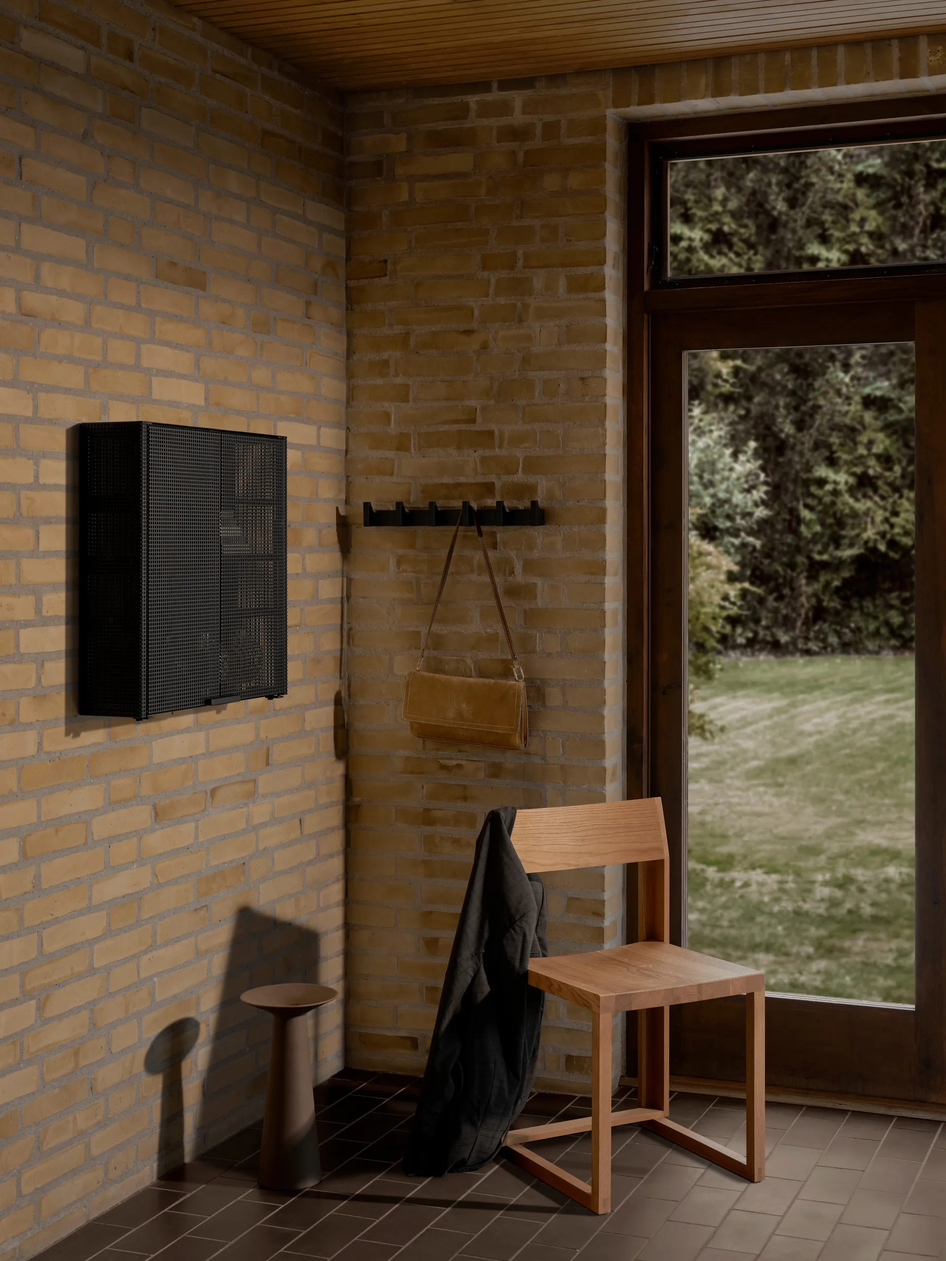 Column コートラック 49 cm, Black stained oak Kristina Dam Studio