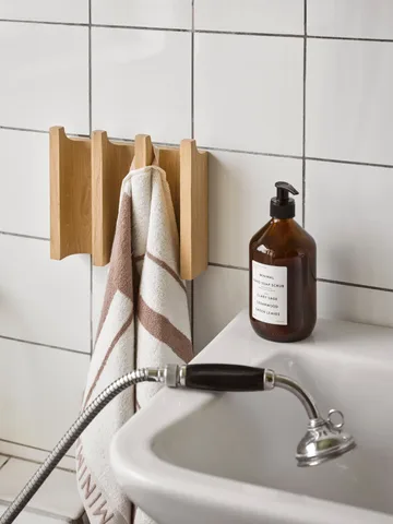 Column ハンガー - Warm oiled oak - Kristina Dam Studio