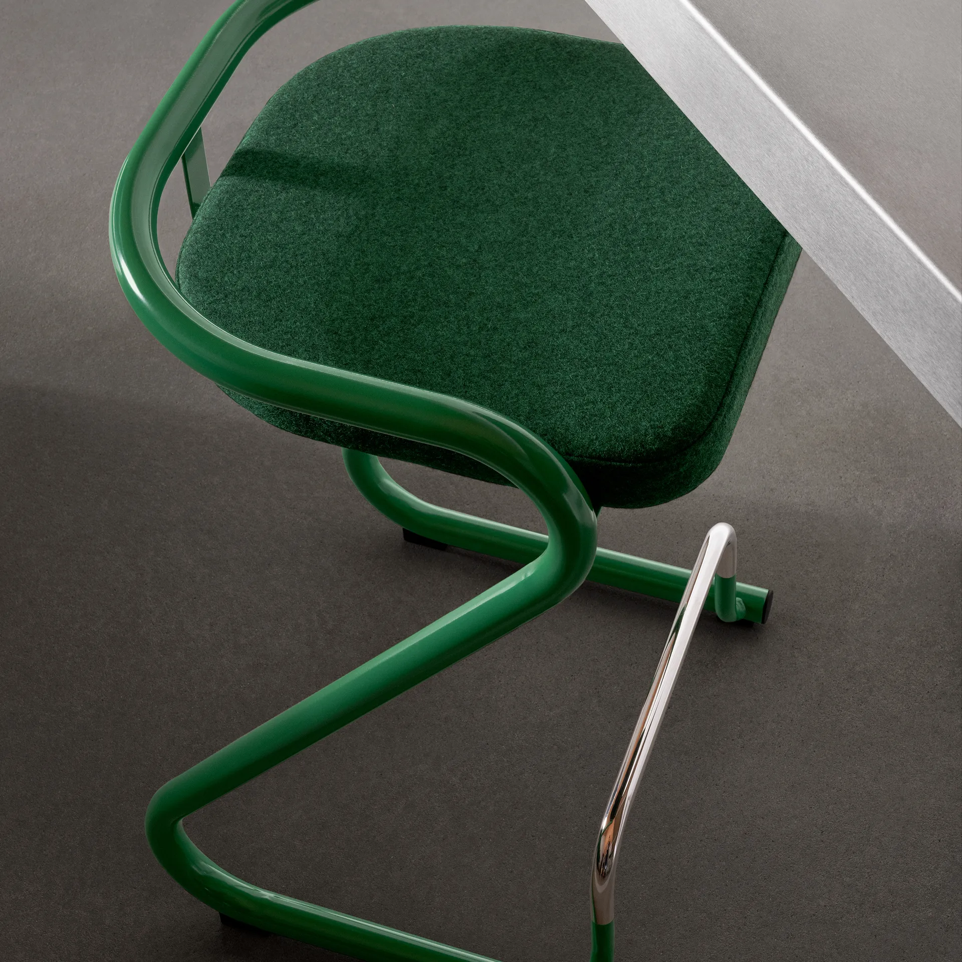 S70-3 バースツール, Elmo Nordic leather Cognac–chrome frame Lammhults | ラムホルツ