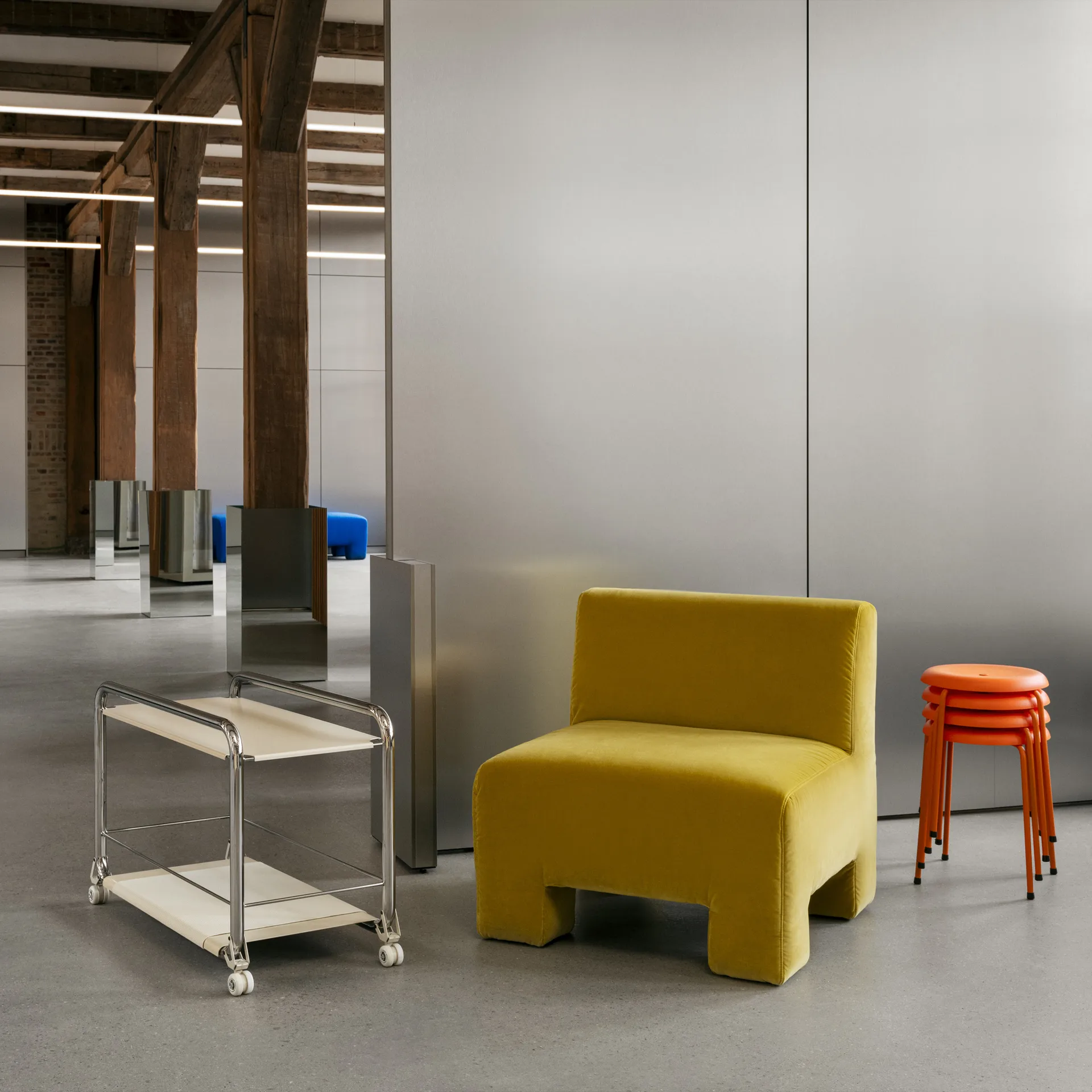 Tension トロリー, Chrome-beige-beige leather rug Lammhults | ラムホルツ