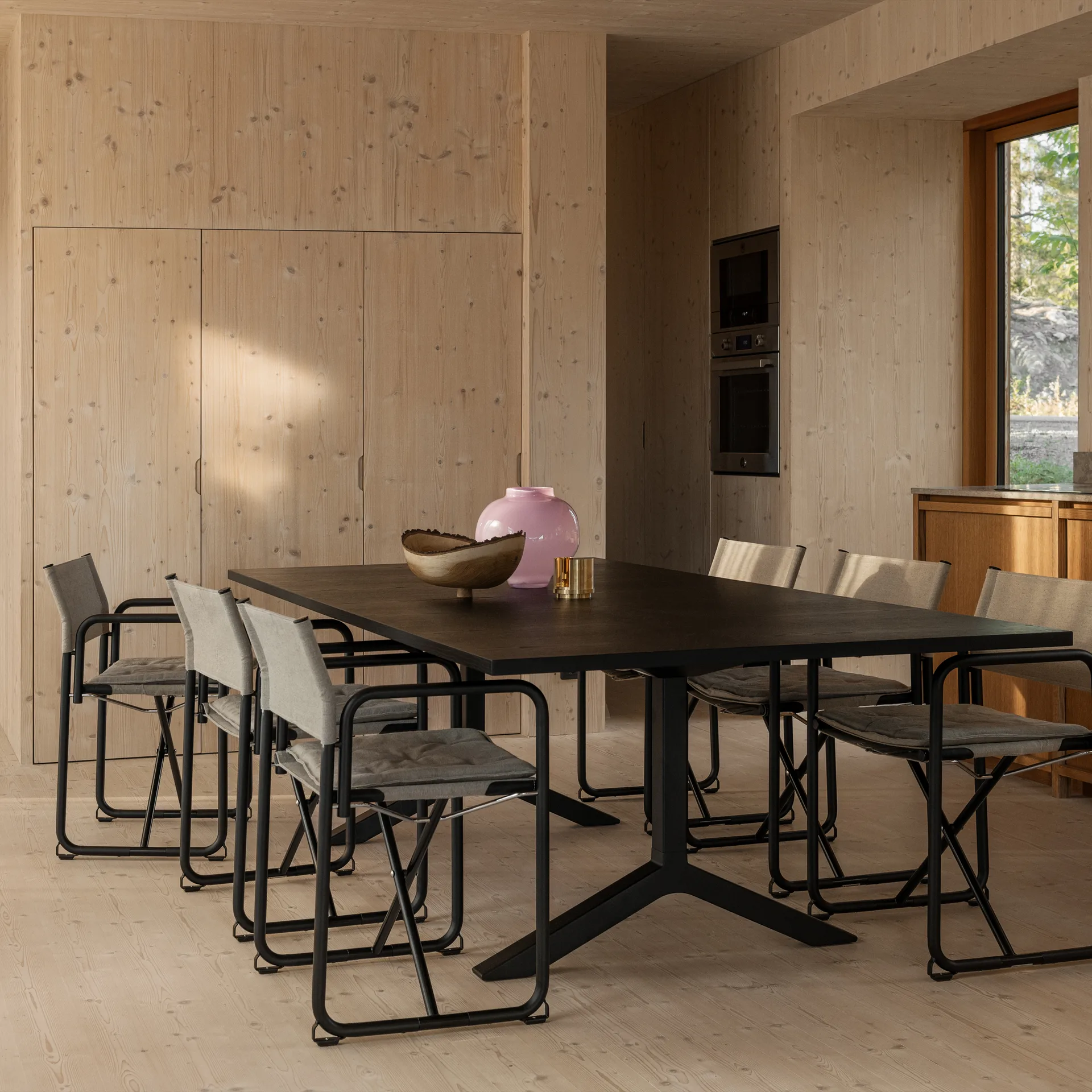 X75-2 アームチェア, Linen weave natural–chrome legs Lammhults | ラムホルツ