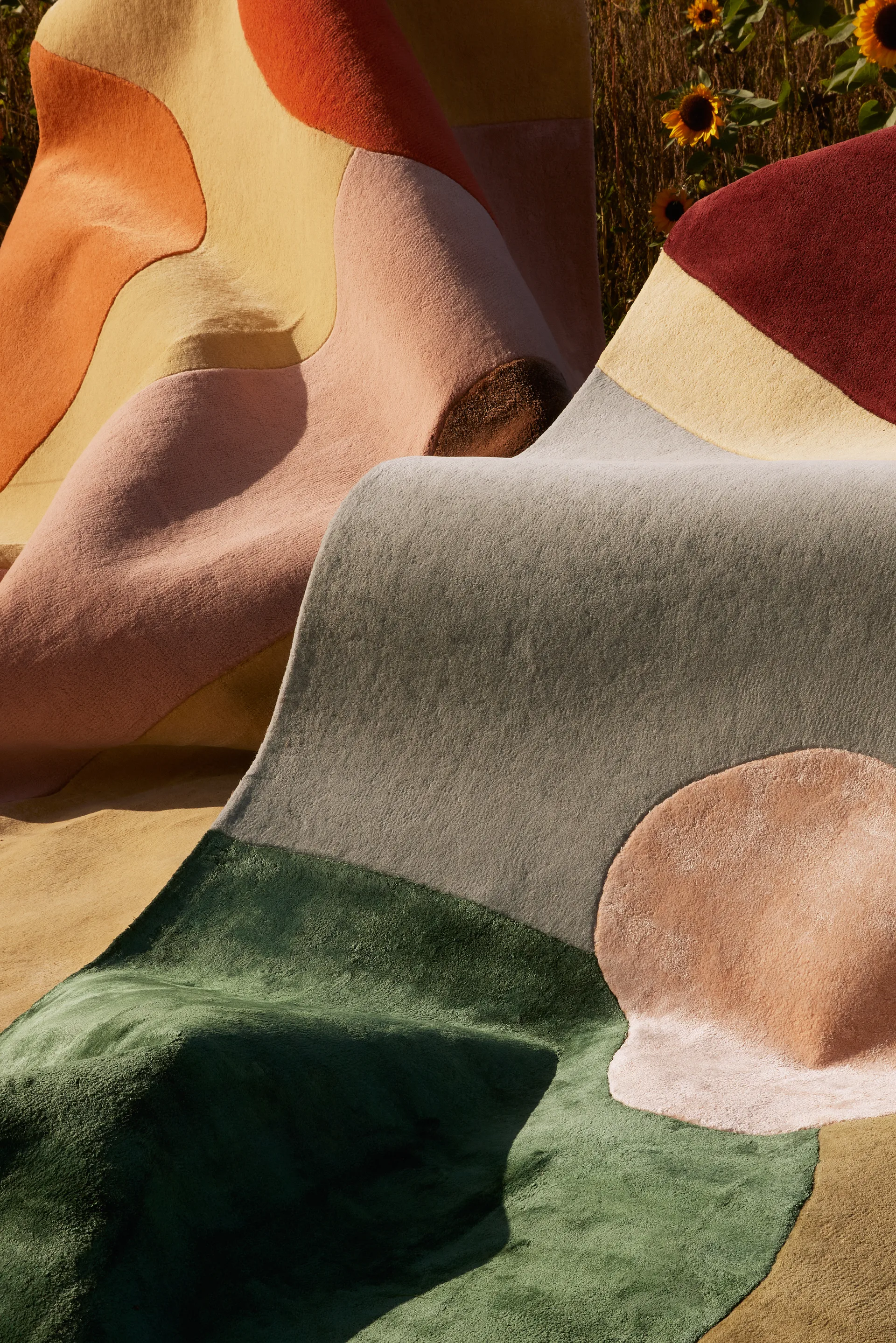 Sleeping Flower ウールカーペット, 200x300 cm Layered