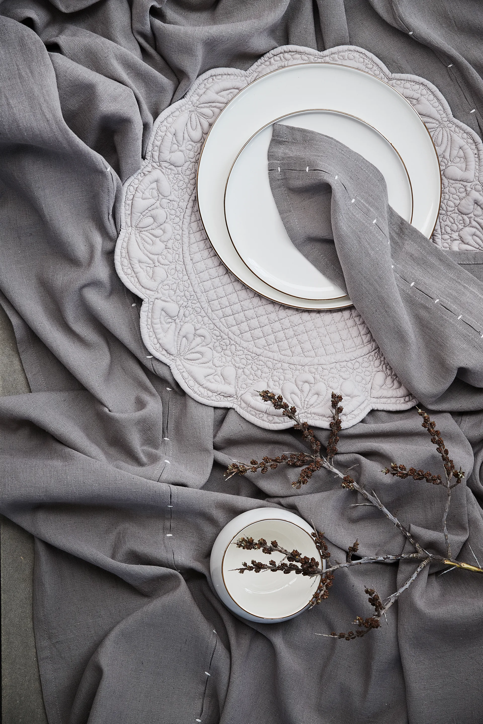 Clara プレート Ø20 cm, White-light gold Lene Bjerre