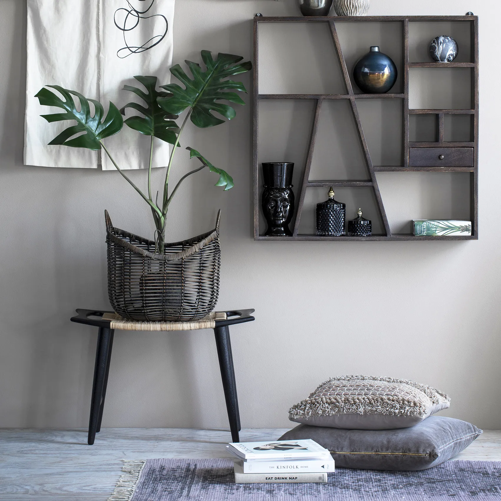 Miya 蓋付き収納ジャー Ø8.5 cm, dark grey/black Lene Bjerre