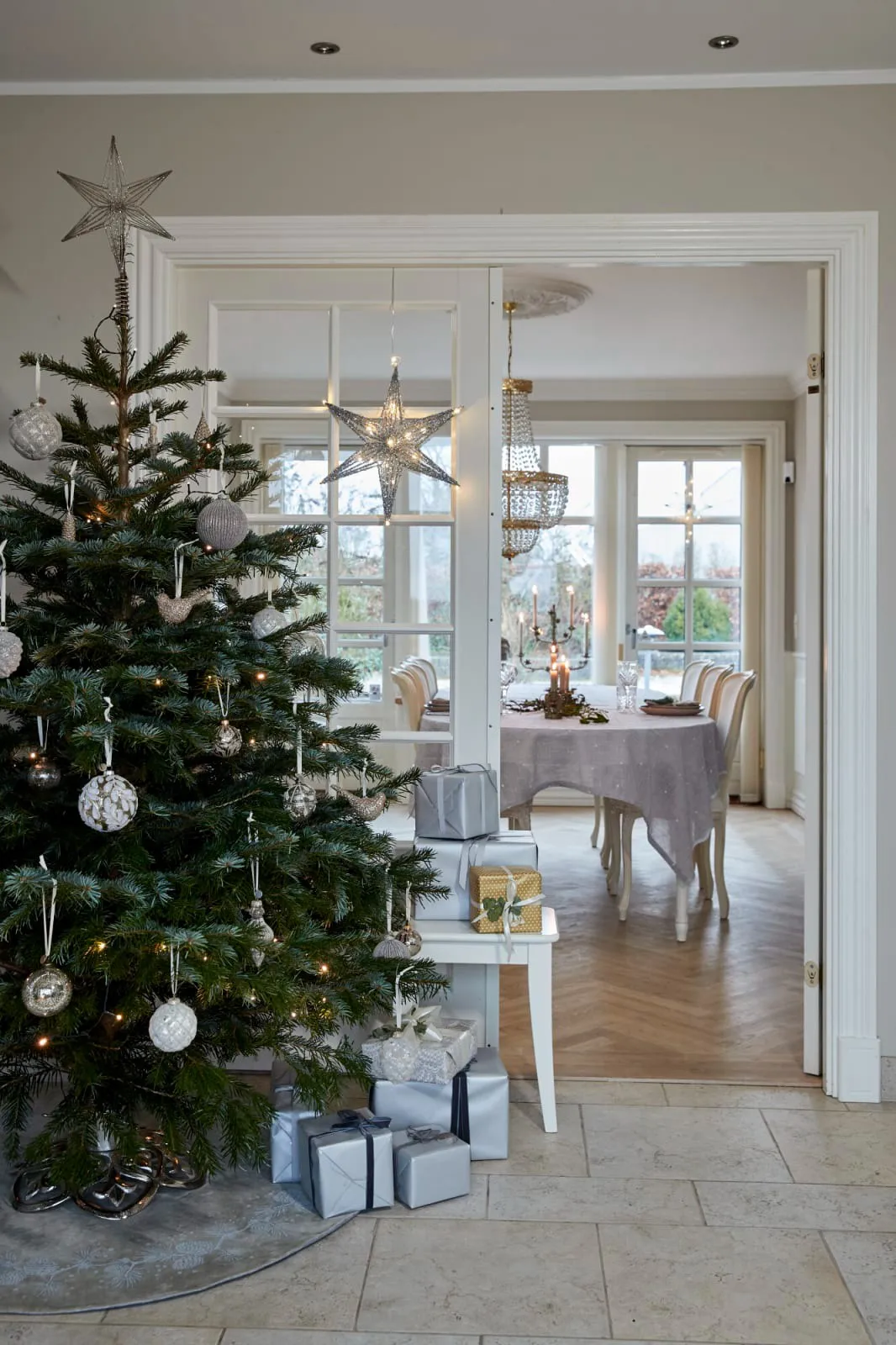 Norille 円形クリスマスオーナメント Ø11 cm, Antique brown, mesh Lene Bjerre