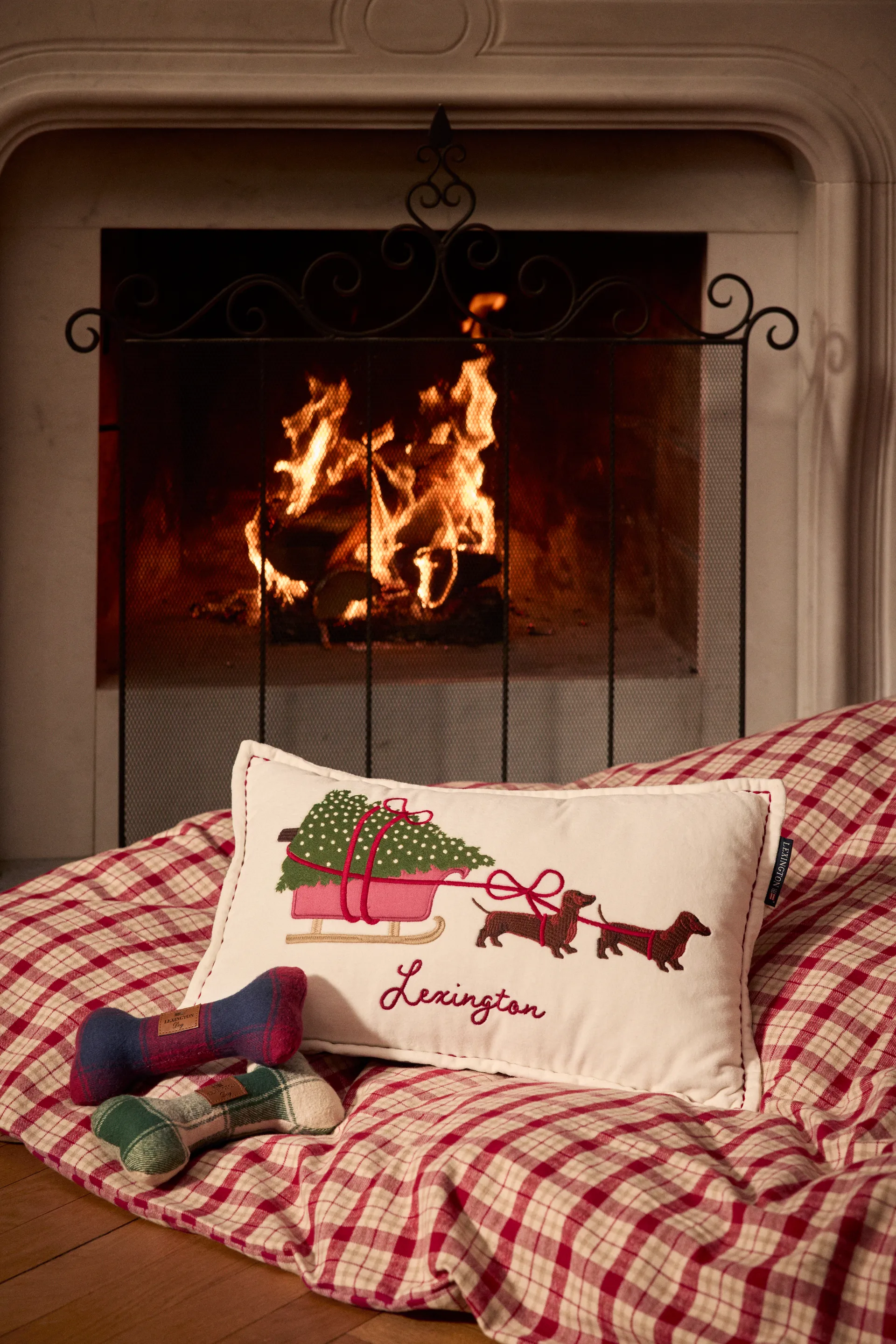 Dog sleigh オーガニック ベルベットコットン クッション 30x50 cm, White Lexington | レキシントン