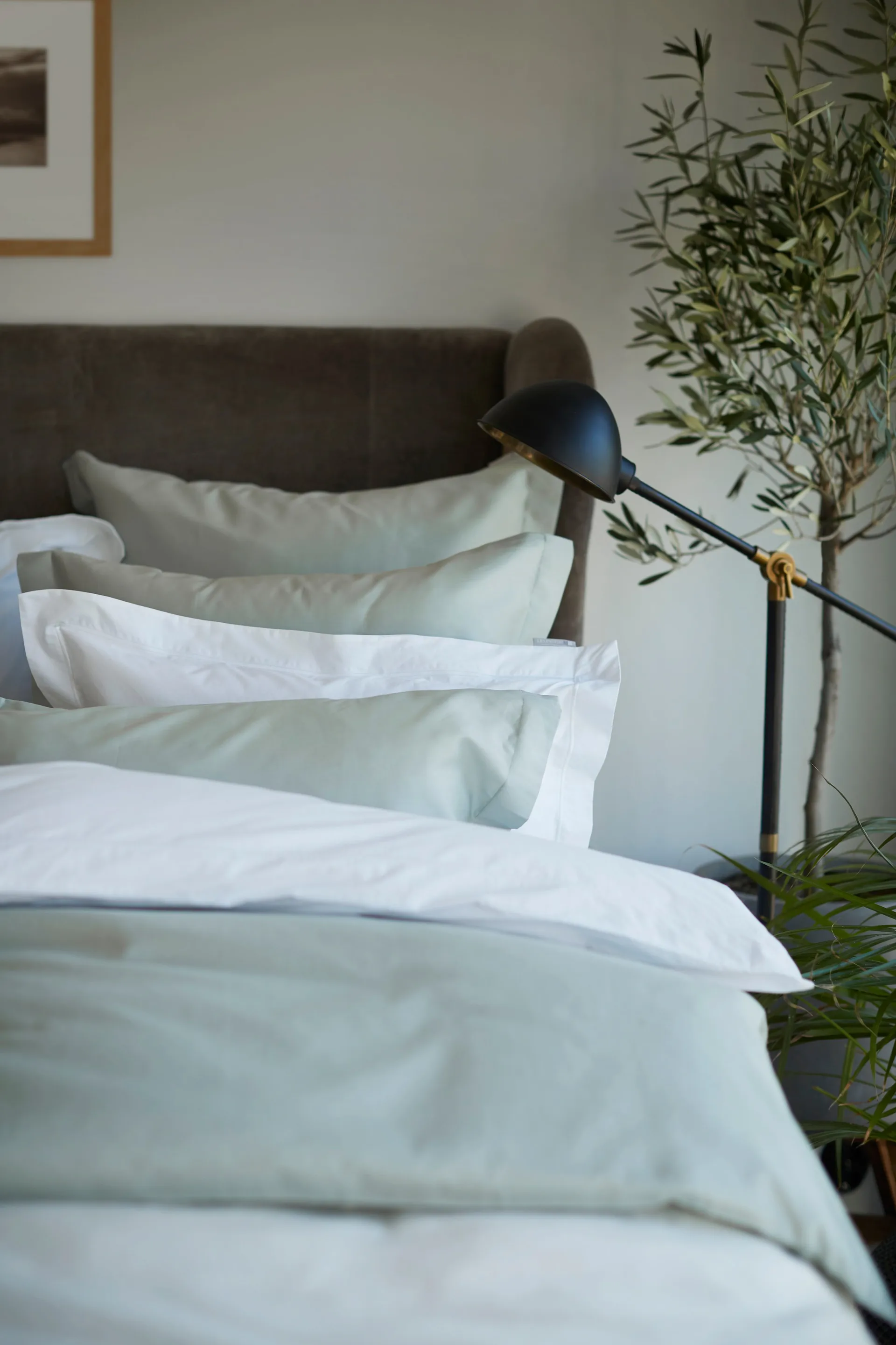 Hotel コットン　サテン デュベカバー 150x210 cm, Sage green Lexington | レキシントン