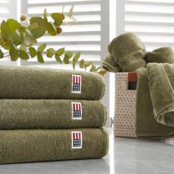 Icons オリジナル バスタオル 70x130 cm - dusty olive - Lexington | レキシントン