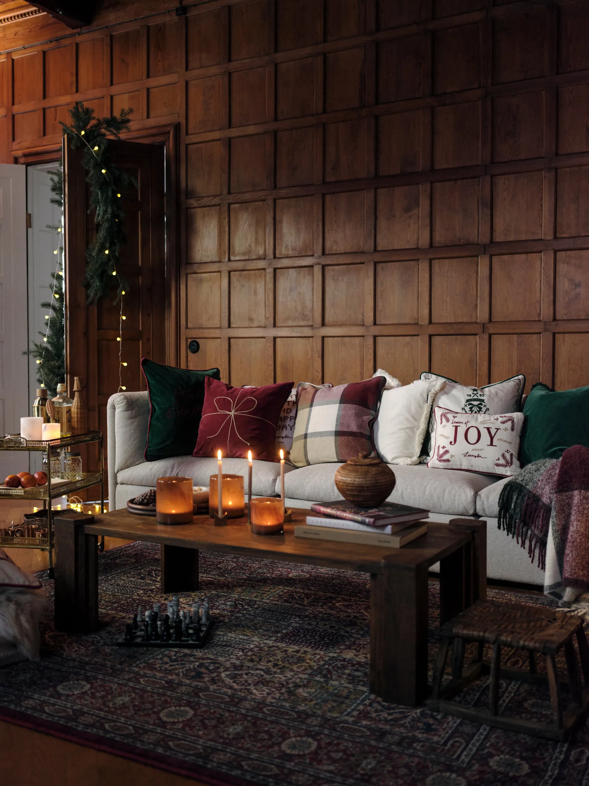 Joy オーガニックコットン ベルベットクッション 30x40 cm, White-Red Lexington | レキシントン