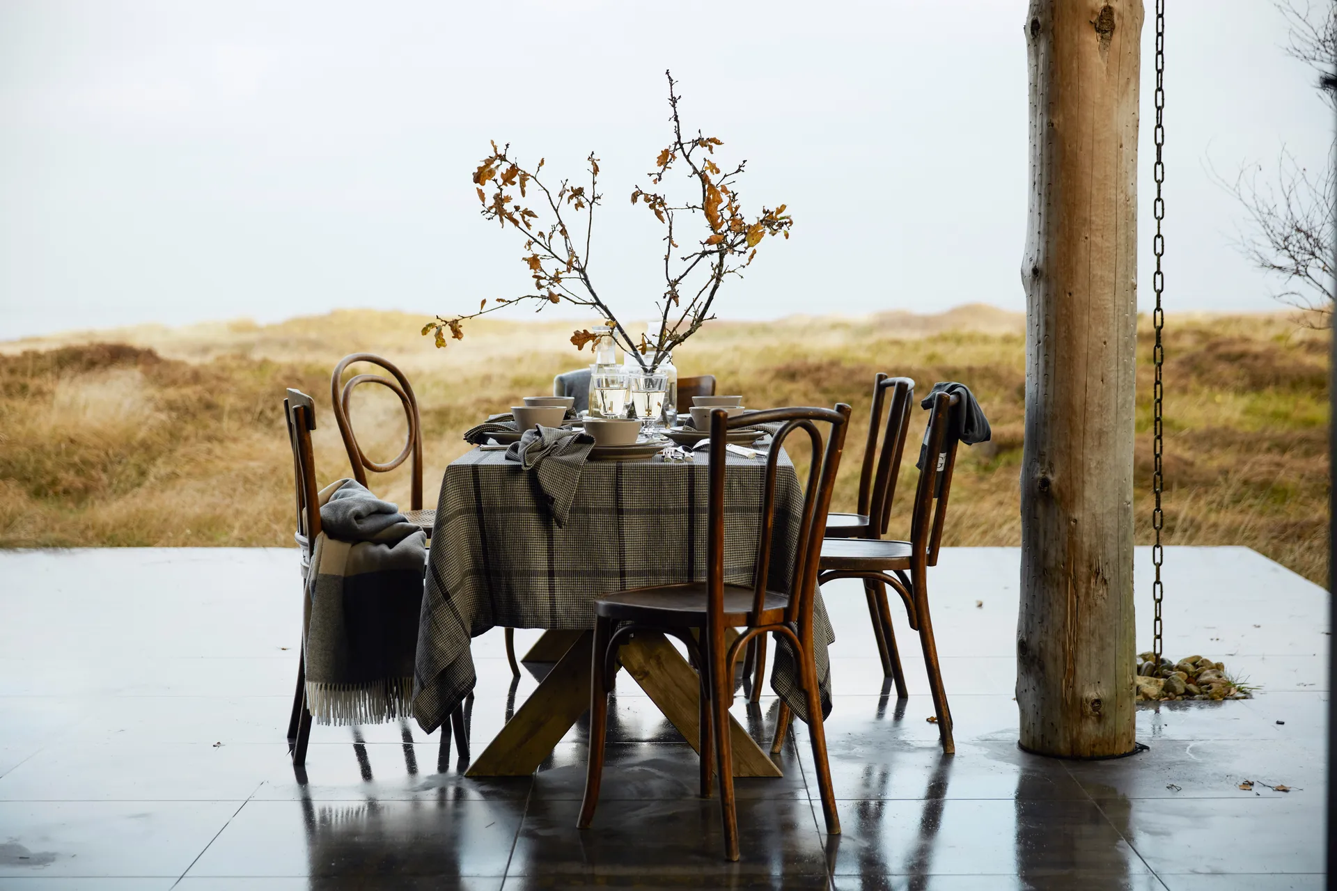 Pepita チェック コットンリネン テーブルクロス 150x250 cm, Dark Grey-beige Lexington | レキシントン