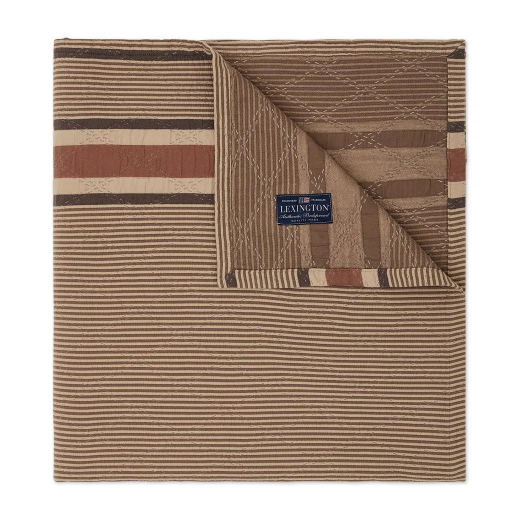 Side ストライプ ソフトキルトベッドスプレッド 160x240 cm, Beige Lexington | レキシントン