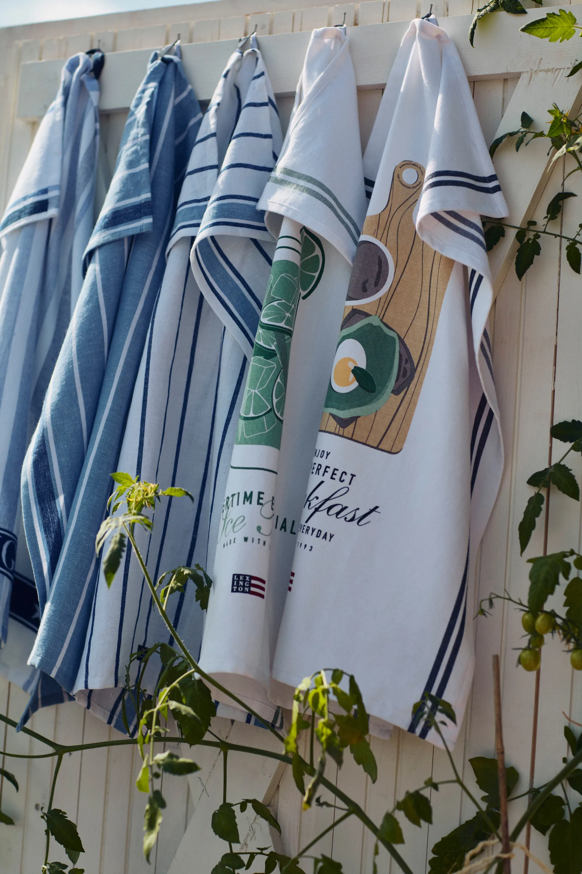 Stripe Cotton Terry キッチンタオル 50x70 cm, White-blue Lexington | レキシントン