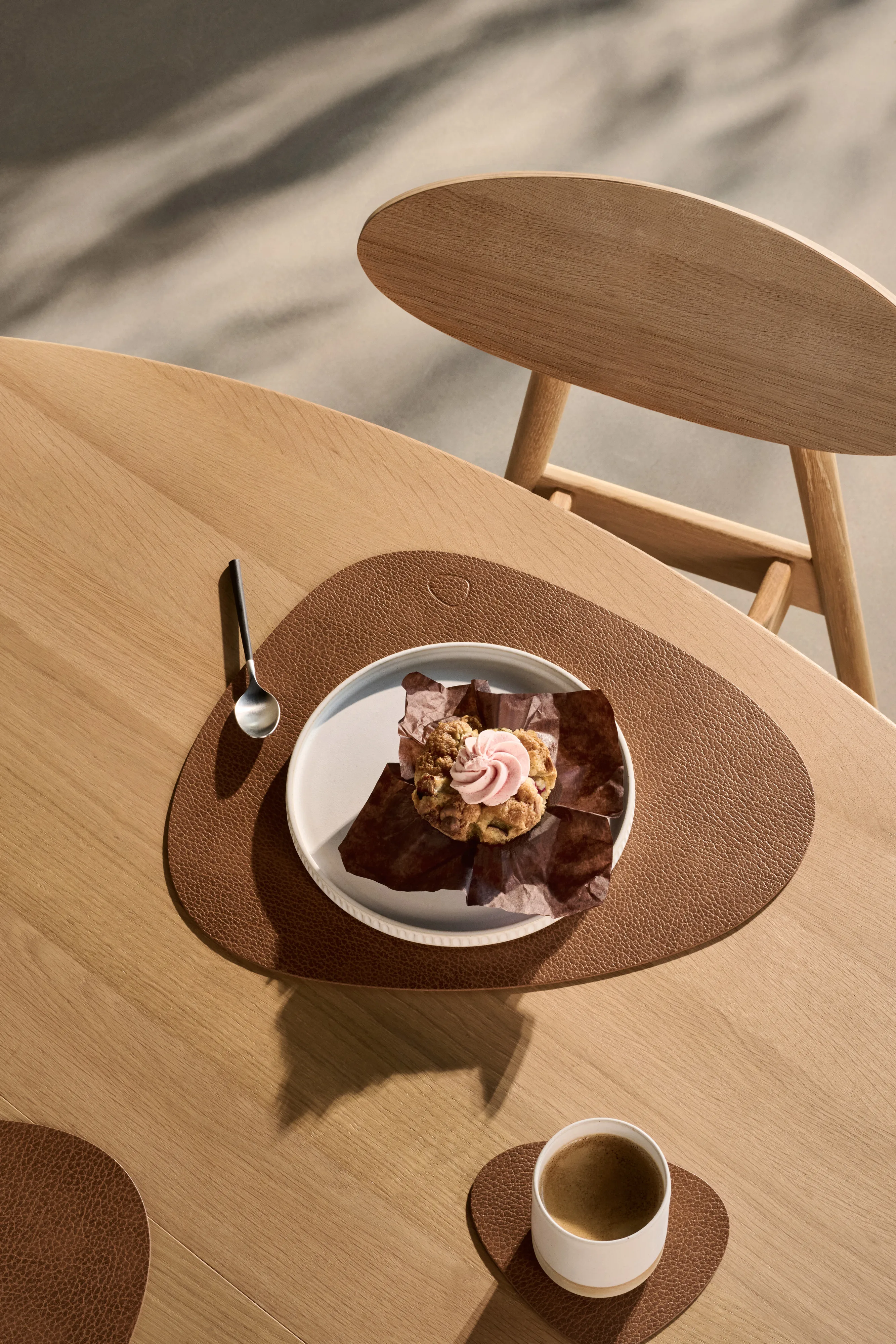 LIND DNA | リンド ディーエヌエー からのBull ランチョンマット