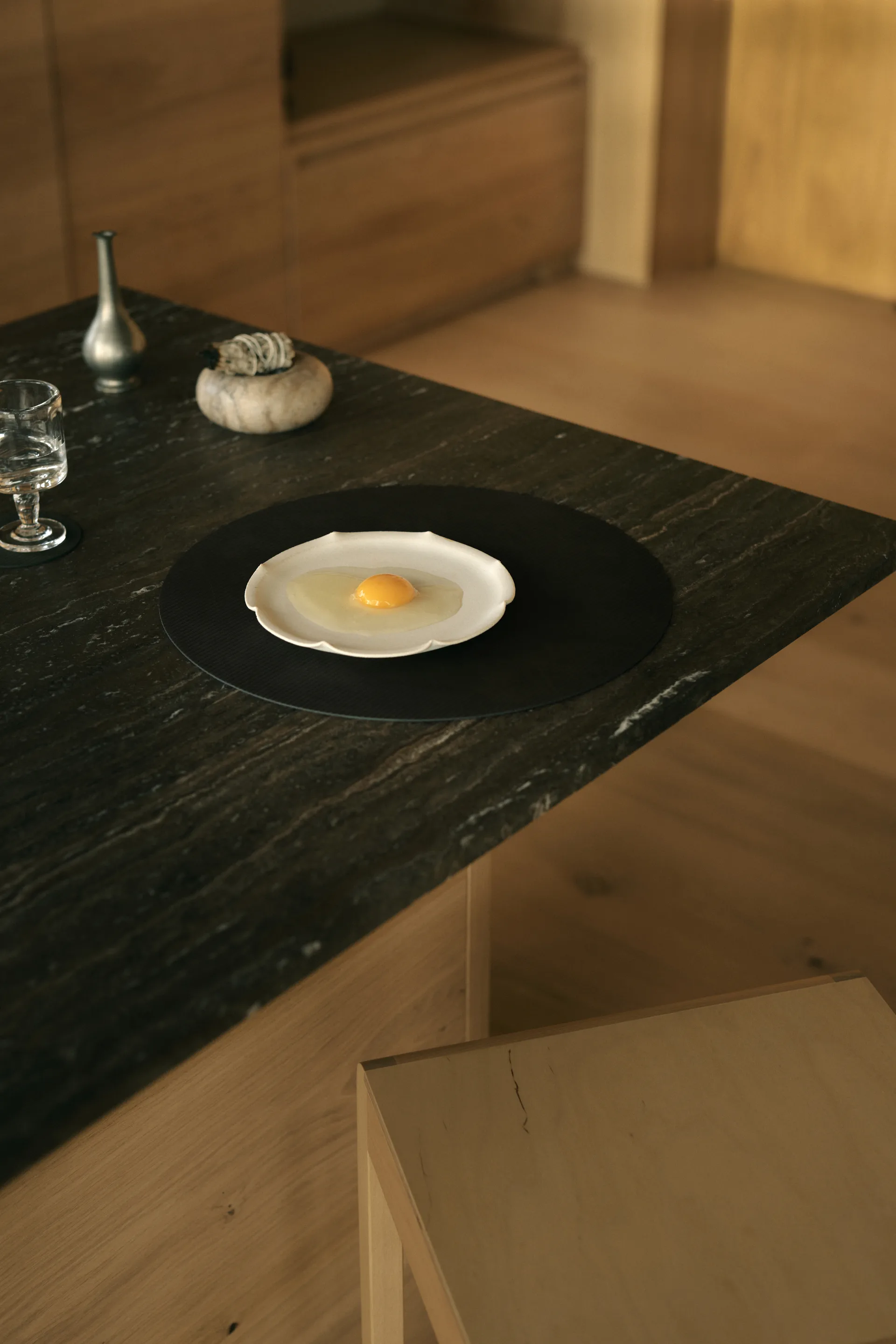 Corduroy プレースマット, Black ink, circle, L LIND DNA | リンド ディーエヌエー