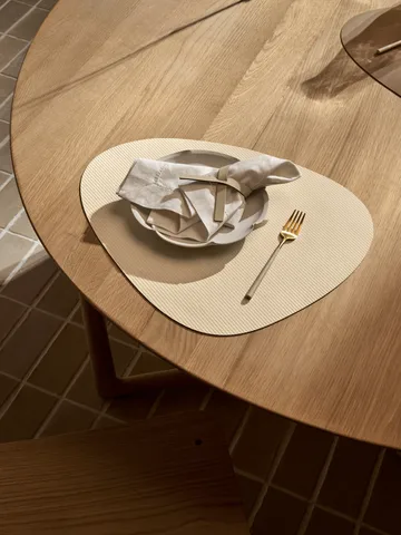 Corduroy プレースマット カーブ L - Vanilla - LIND DNA | リンド ディーエヌエー