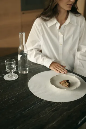 Corduroy プレースマット - Pure white, circle, L - LIND DNA | リンド ディーエヌエー