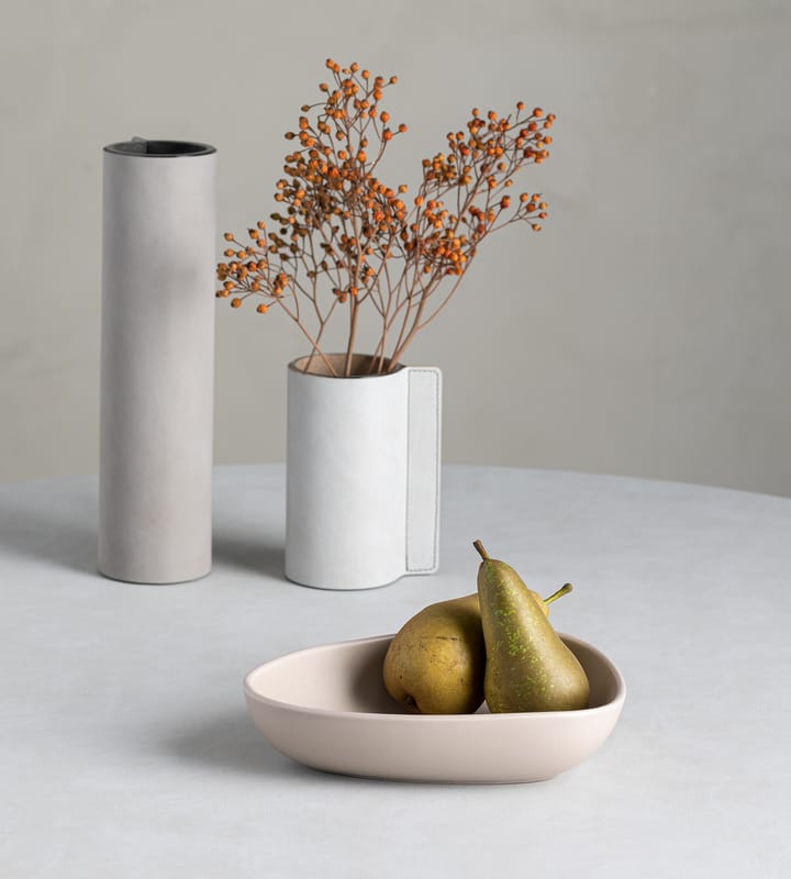 Curve Stoneware ディーププレート 19x22 cm, Sand LIND DNA | リンド ディーエヌエー