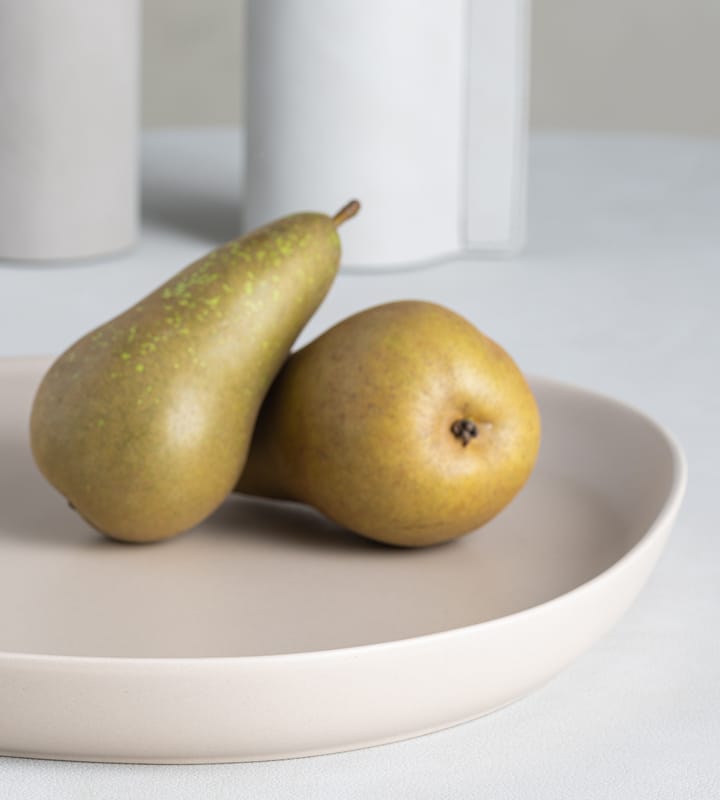 Curve Stoneware サービングソーサー 30x35 cm, Sand LIND DNA | リンド ディーエヌエー
