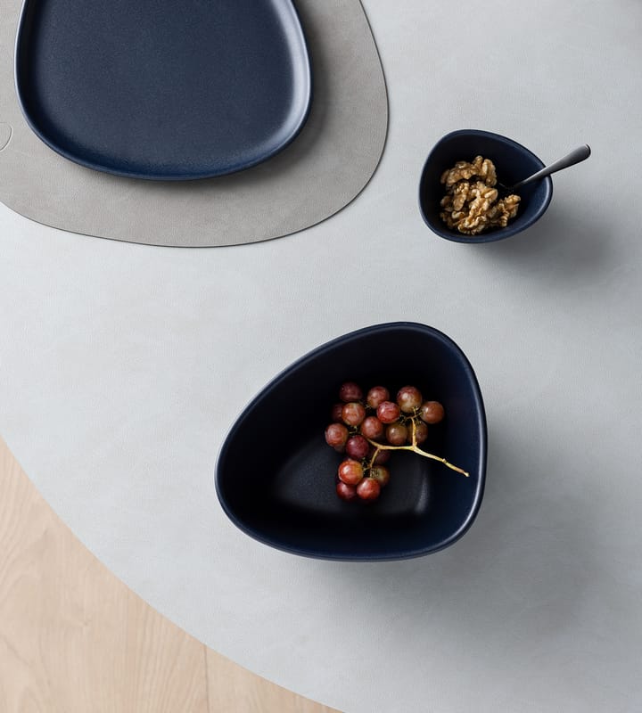 Curve Stoneware ボウル M 20x22 cm, navy blue LIND DNA | リンド ディーエヌエー