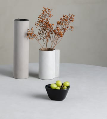 Curve Stoneware ボウル S 10x11 cm - black - LIND DNA | リンド ディーエヌエー