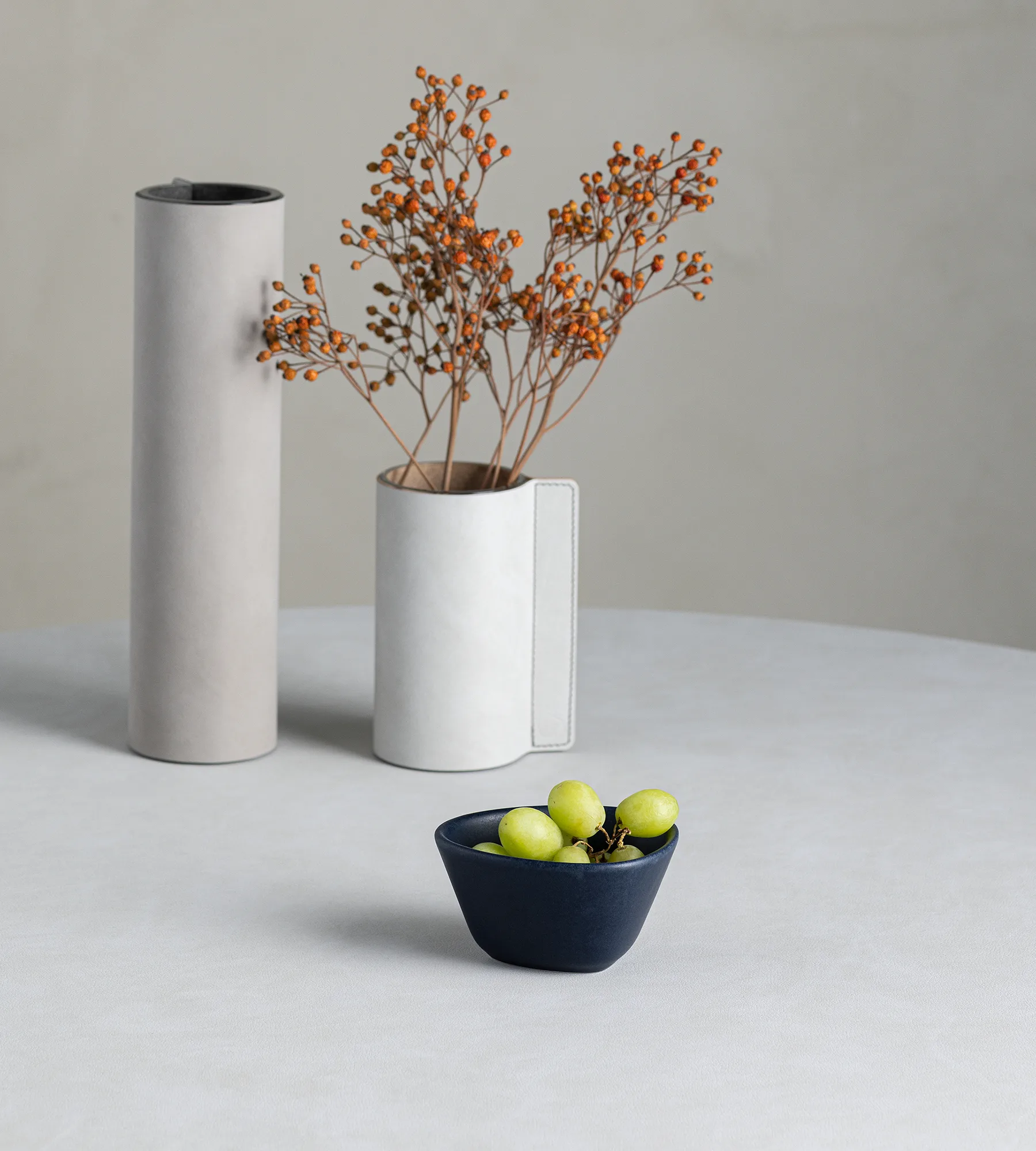 Curve Stoneware ボウル S 10x11 cm, navy blue LIND DNA | リンド ディーエヌエー