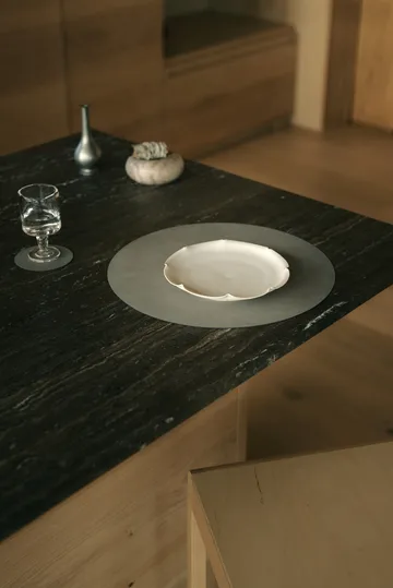 Nupo プレースマット - Light grey, circle, L - LIND DNA | リンド ディーエヌエー