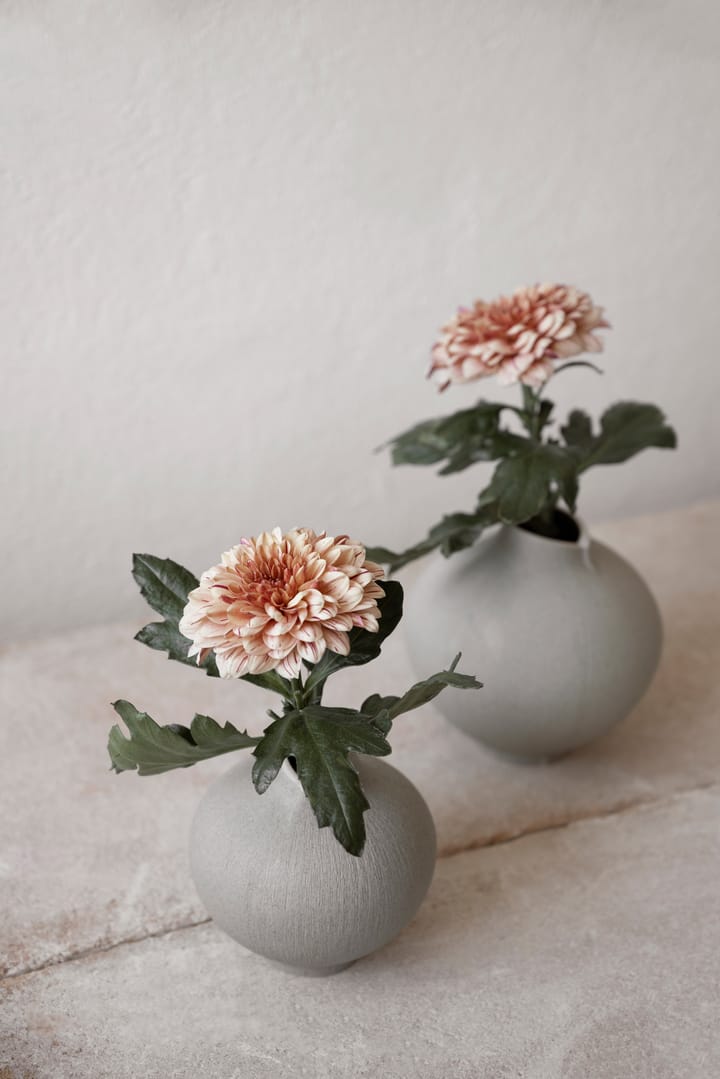 Line 花瓶, Sand grey, medium Lindform