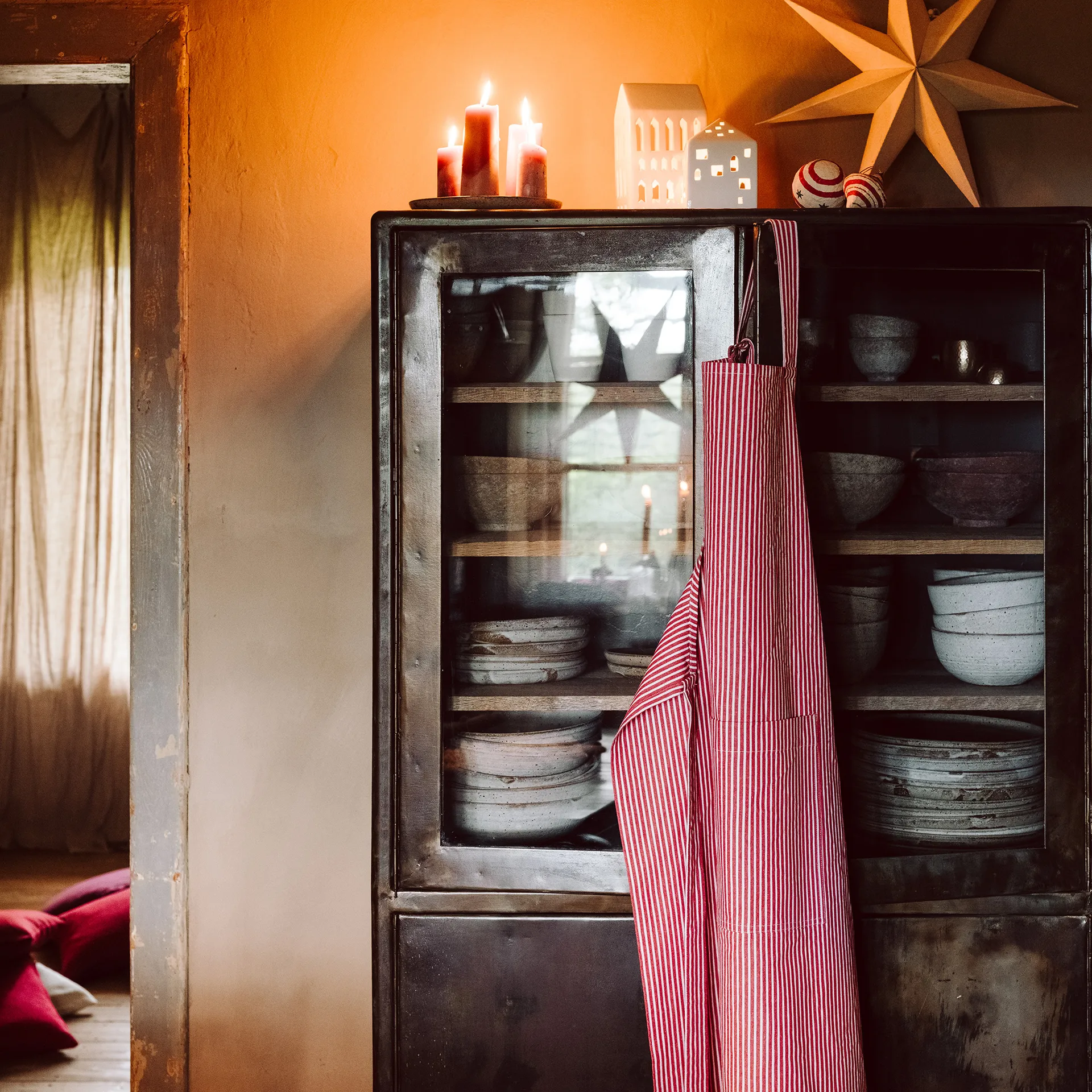 Emma エプロン, Red Linum | リナム