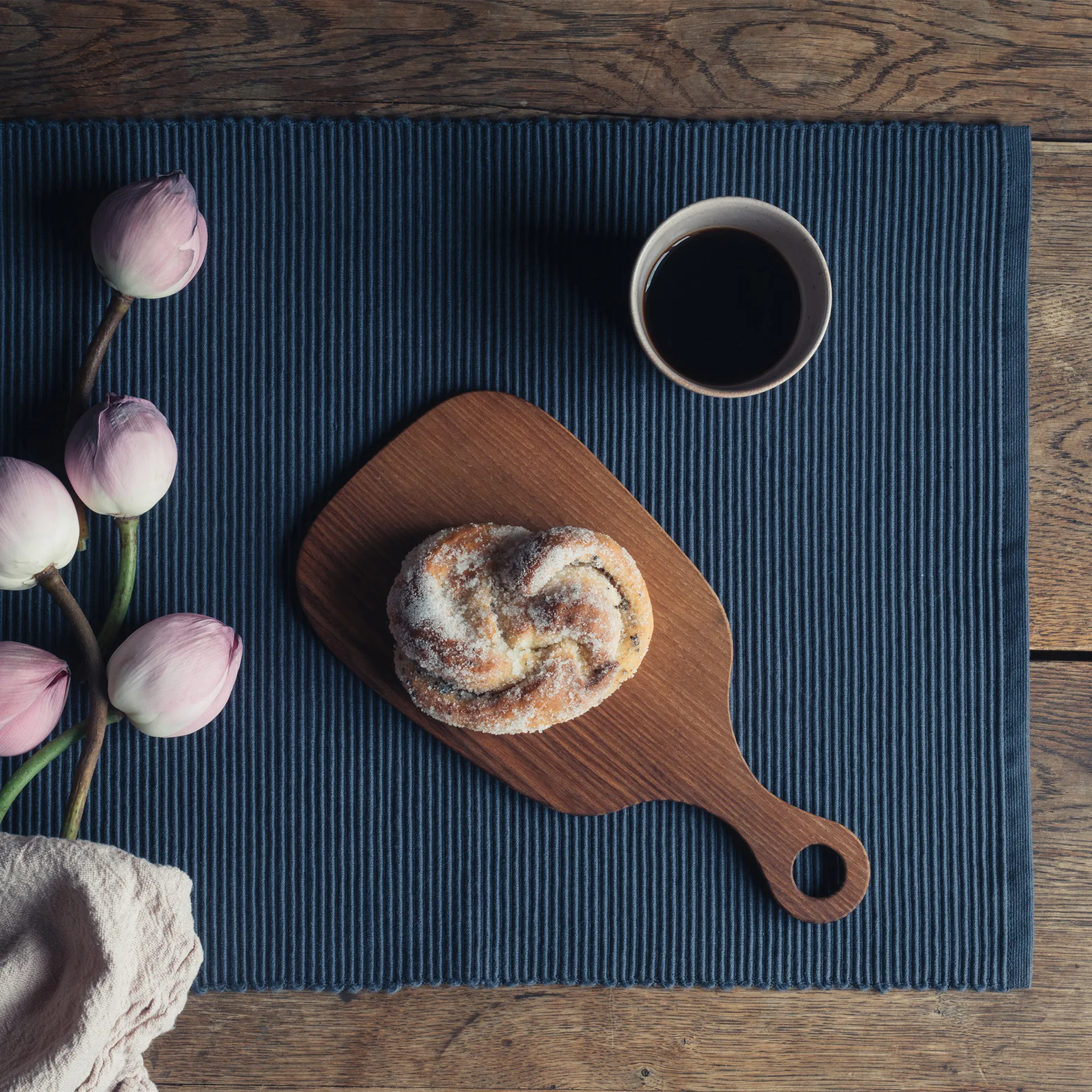 Uni テーブルランナー 45x150 cm, Indigo blue Linum | リナム