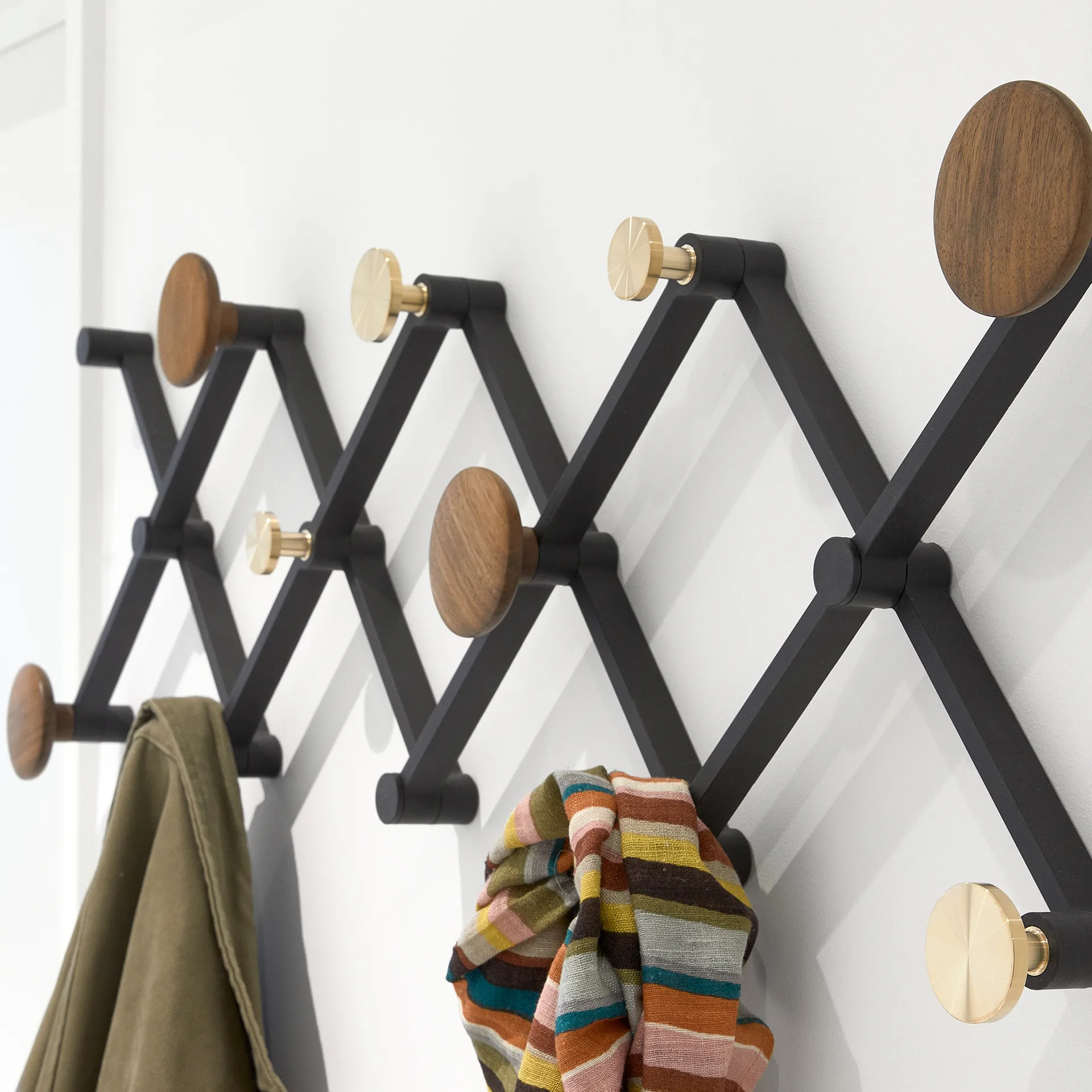 X•TEND ハンガー, wallnut LoCa | ロカ