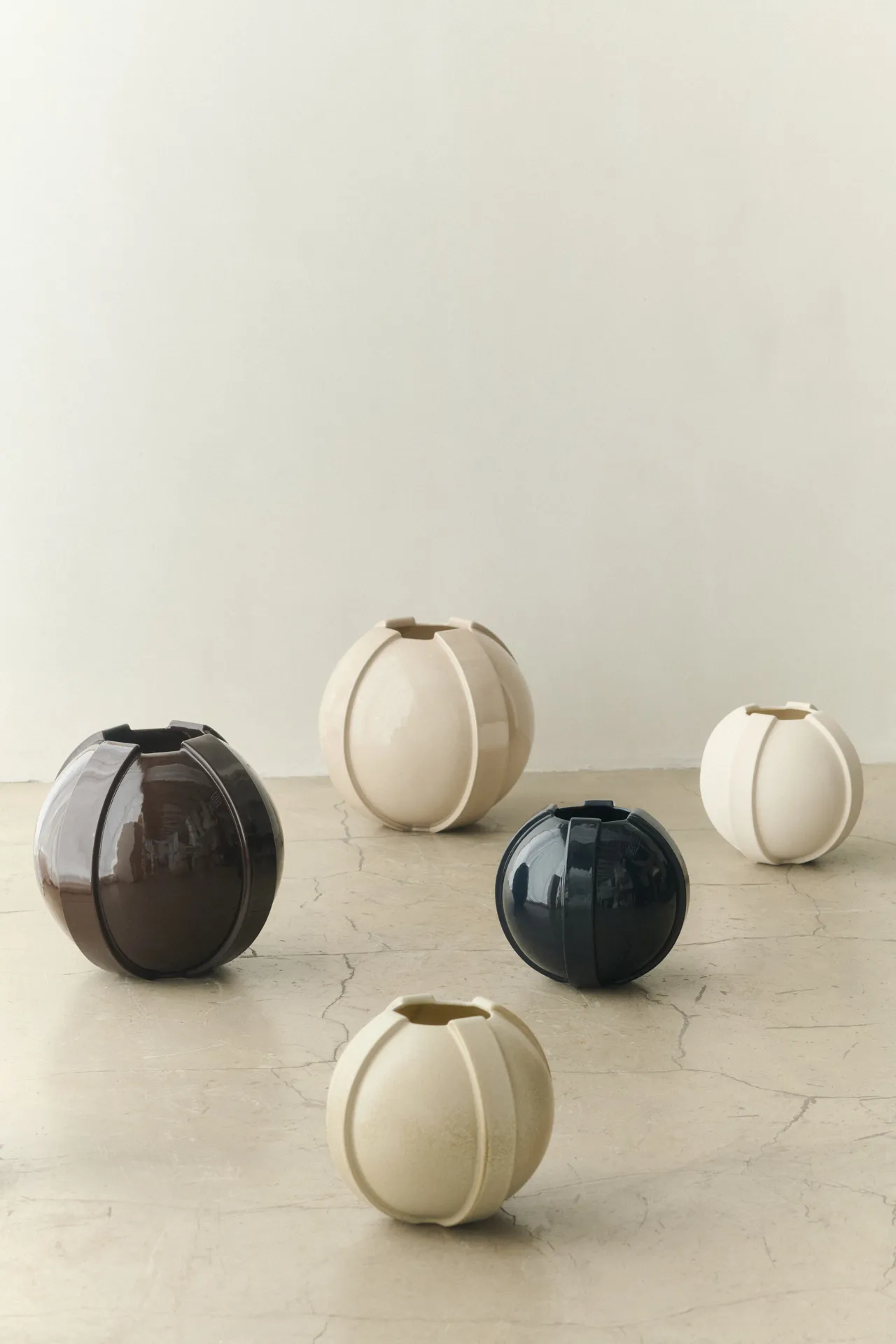 Vinci 花瓶 01 29 cm, Raw White Louise Roe | ルイスローコペンハーゲン