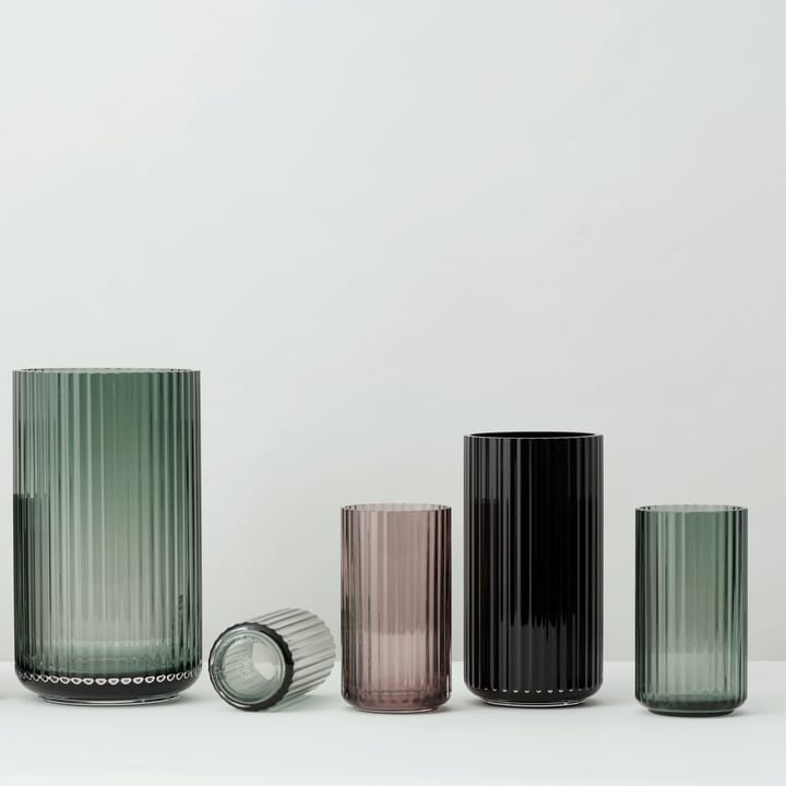 Lyngby 花瓶 グラス バーガンディー, 20 cm Lyngby Porcelæn | リュンビューポーセリン