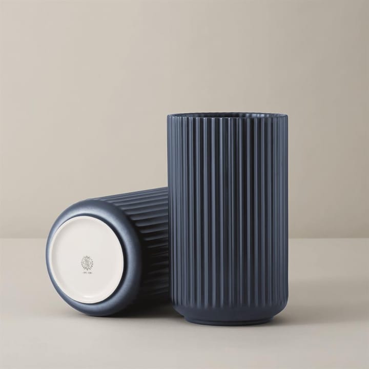 Lyngby 花瓶 ミッドナイトブルー マット, 25 cm Lyngby Porcelæn | リュンビューポーセリン