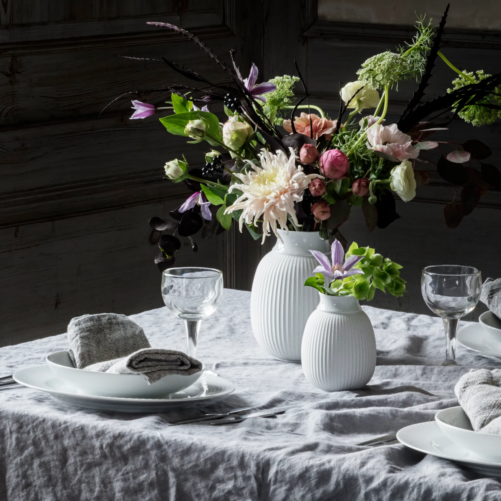 Lyngby Curve 花瓶 12 cm, White Lyngby Porcelæn | リュンビューポーセリン