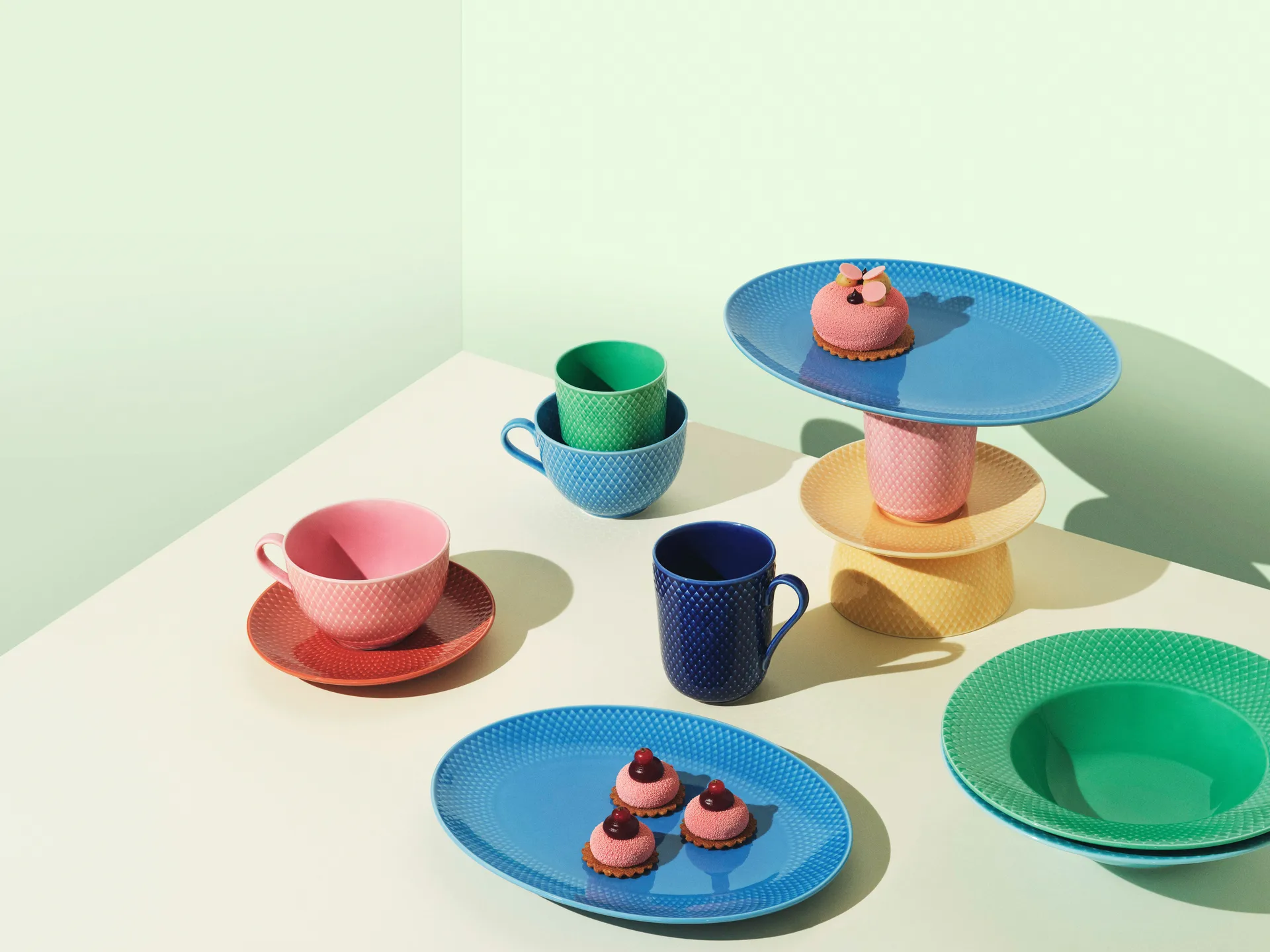 Rhombe オーバル サービングプレート 21.5x28.5 cm, Blue Lyngby Porcelæn | リュンビューポーセリン