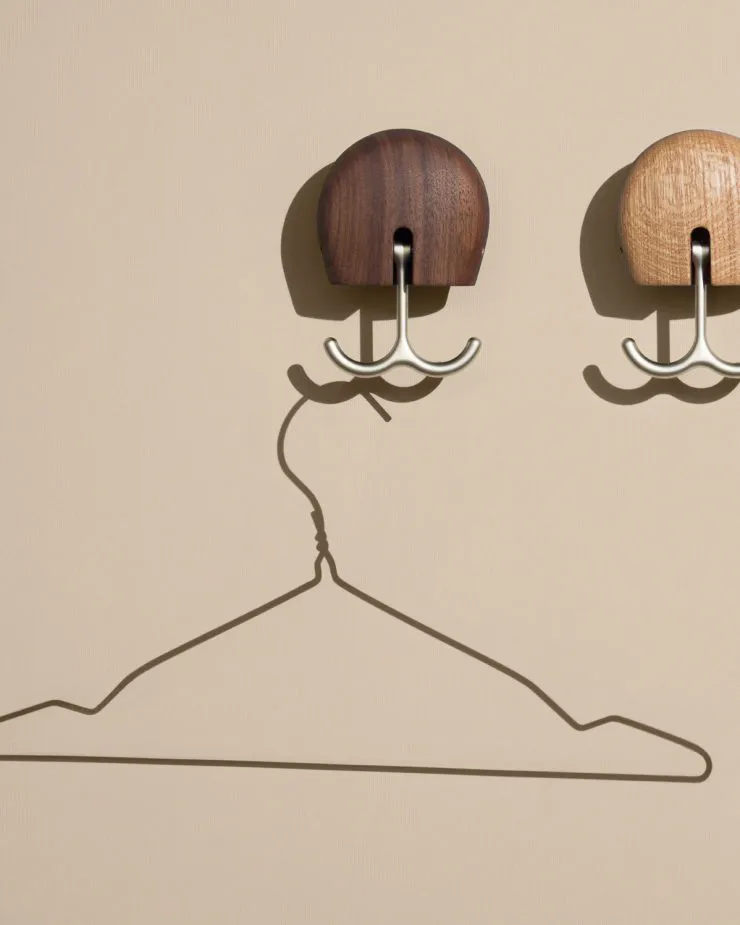 Hercule ウォールフック, Oiled walnut Massproductions